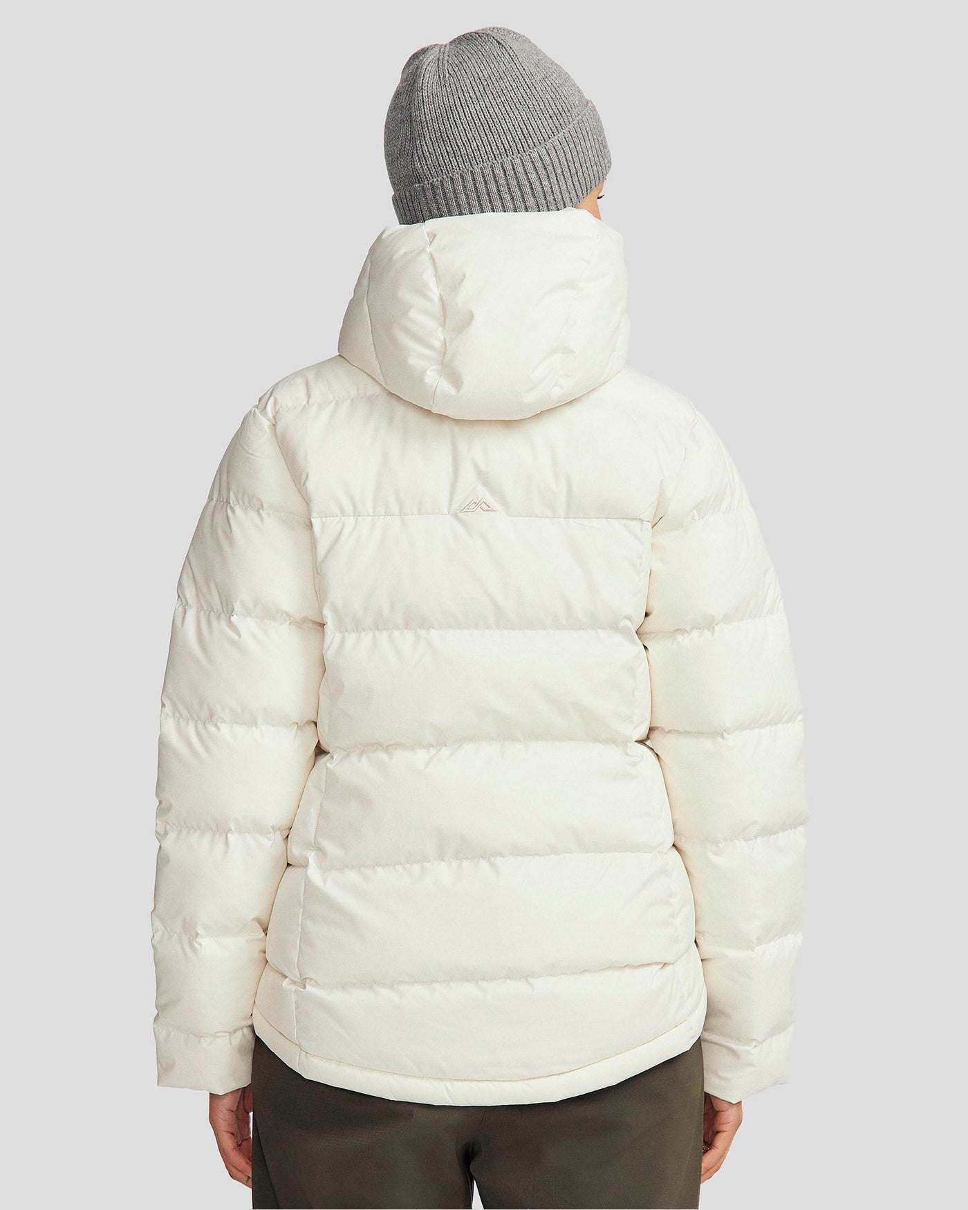 B2588_P1R_NZOC_Range_Wmns_Epiq_Hooded_Down_v2_d_1756934078000