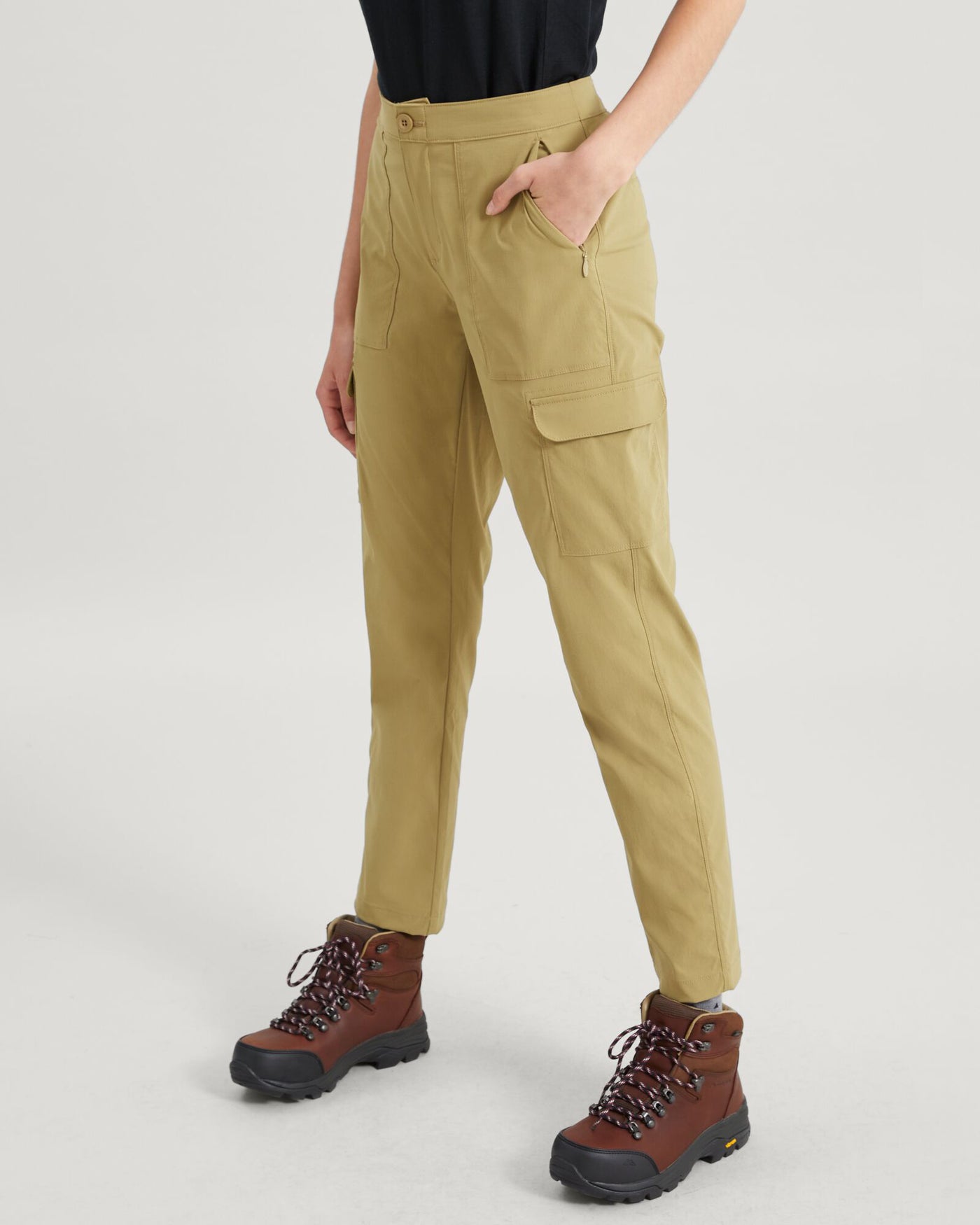 a0715_nqq_miro_womens_pants_v2_d_1744345858000