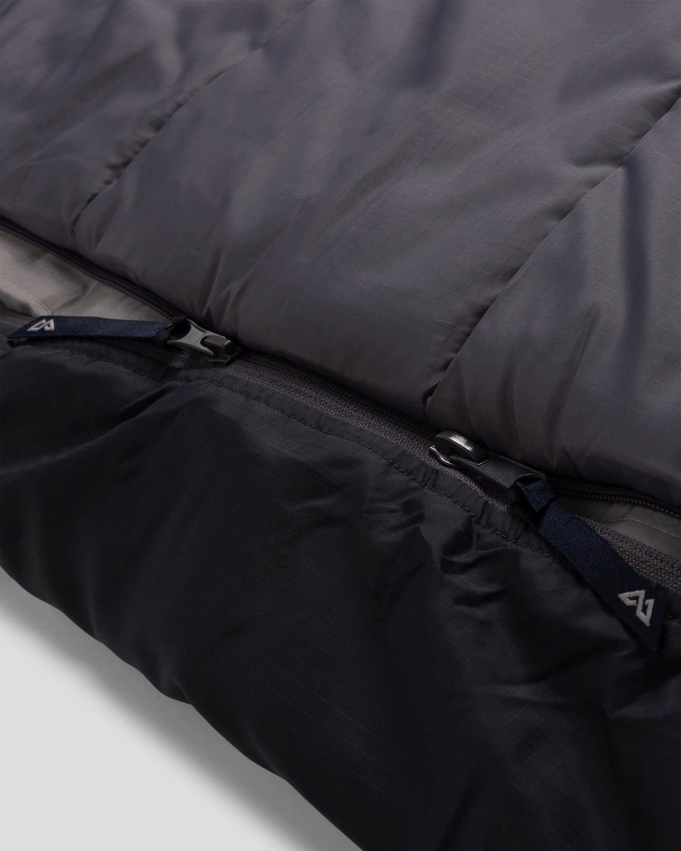 a0857_oje_camper_minus_4_sleeping_bag_blue_f_1760391301000