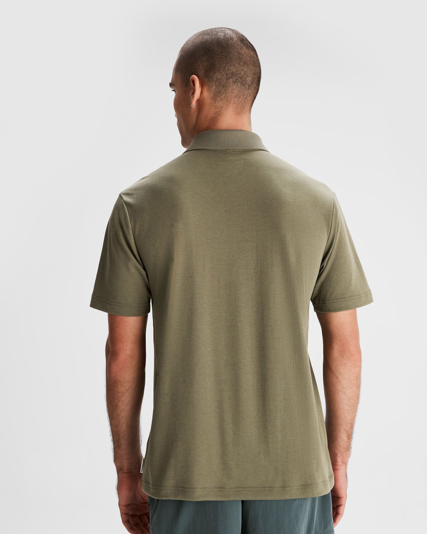 a0882_o4v_vanua_mens_polo_v3_c_1743634969000