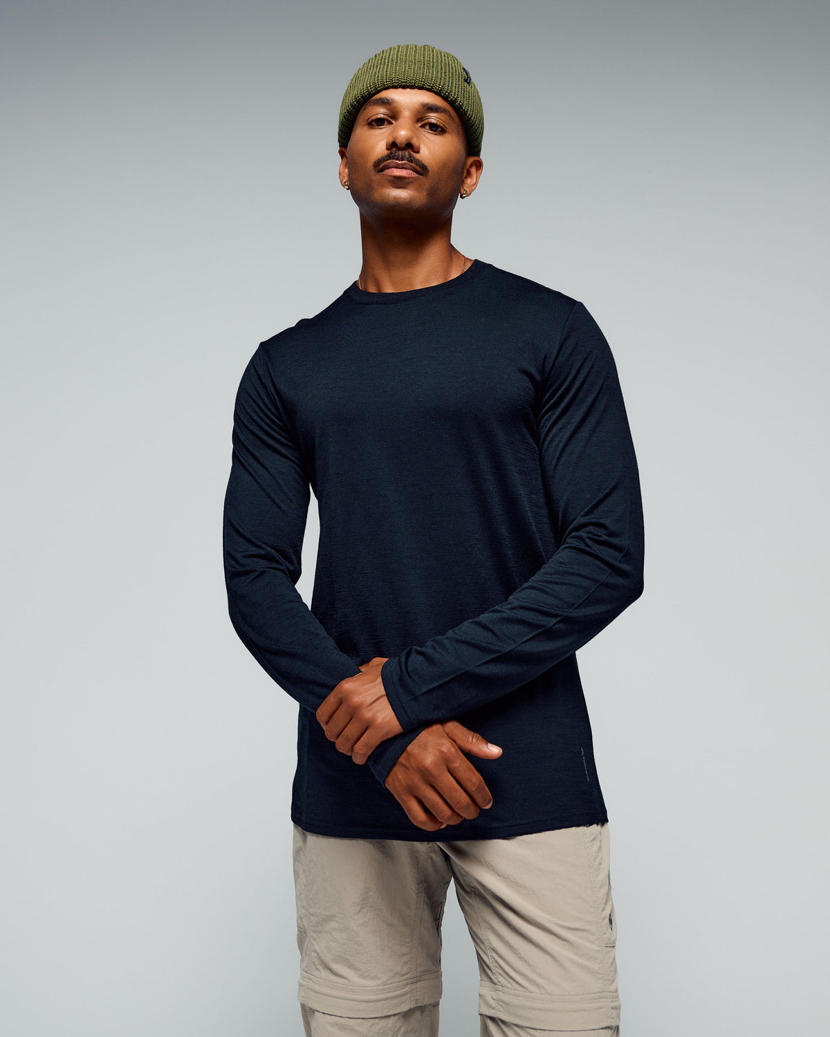 Men's 100% Merino Long Sleeve Crew Top - Black – Kathmandu NZ
