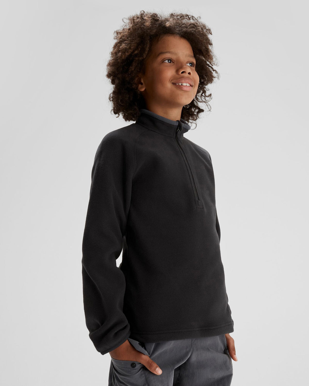 Youth Ridge 100 PrimaLoft Bio Pullover - Black – Kathmandu NZ