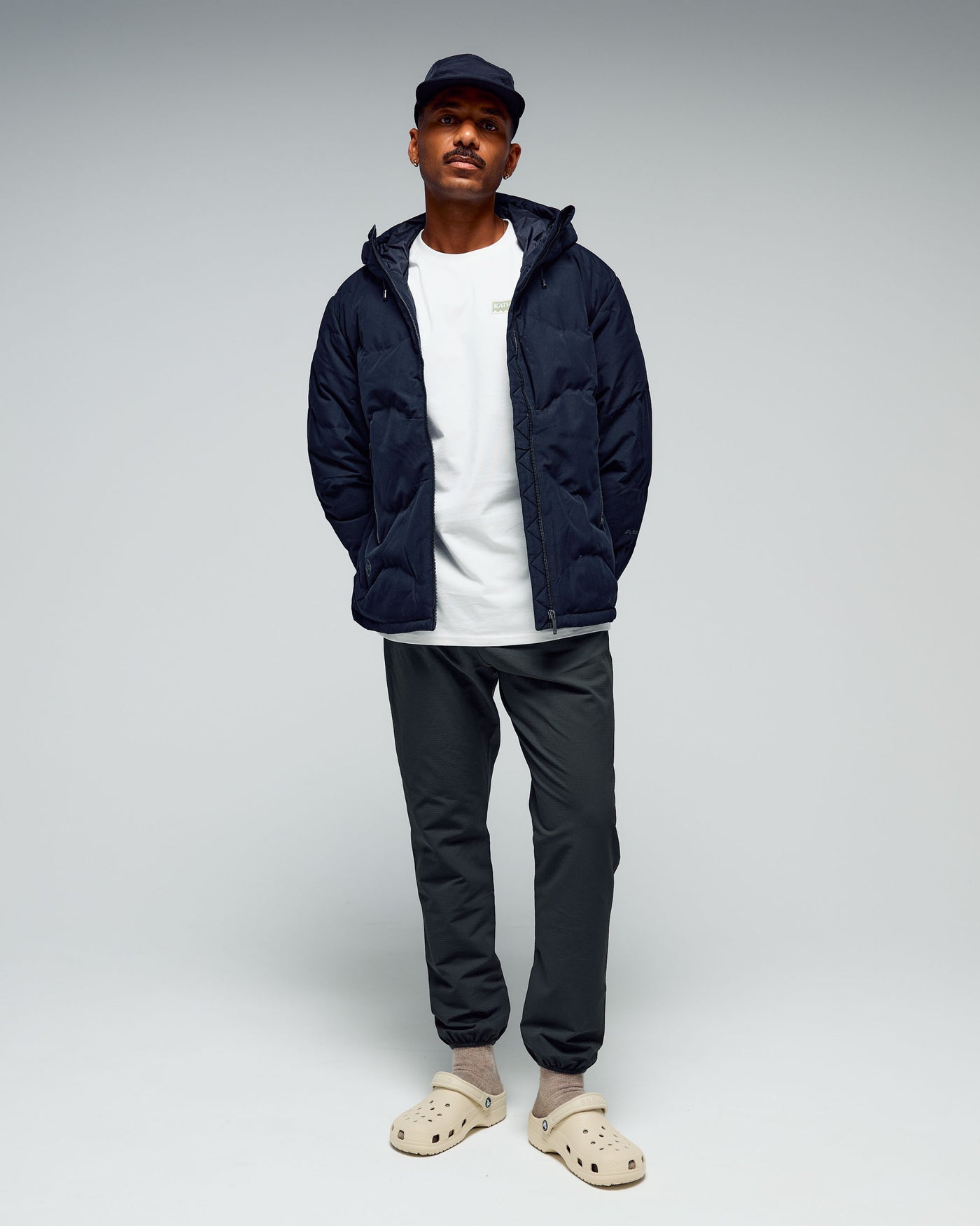 a1573_902_mens_frisco_x_hooded_down_jacket_b_1768348950000