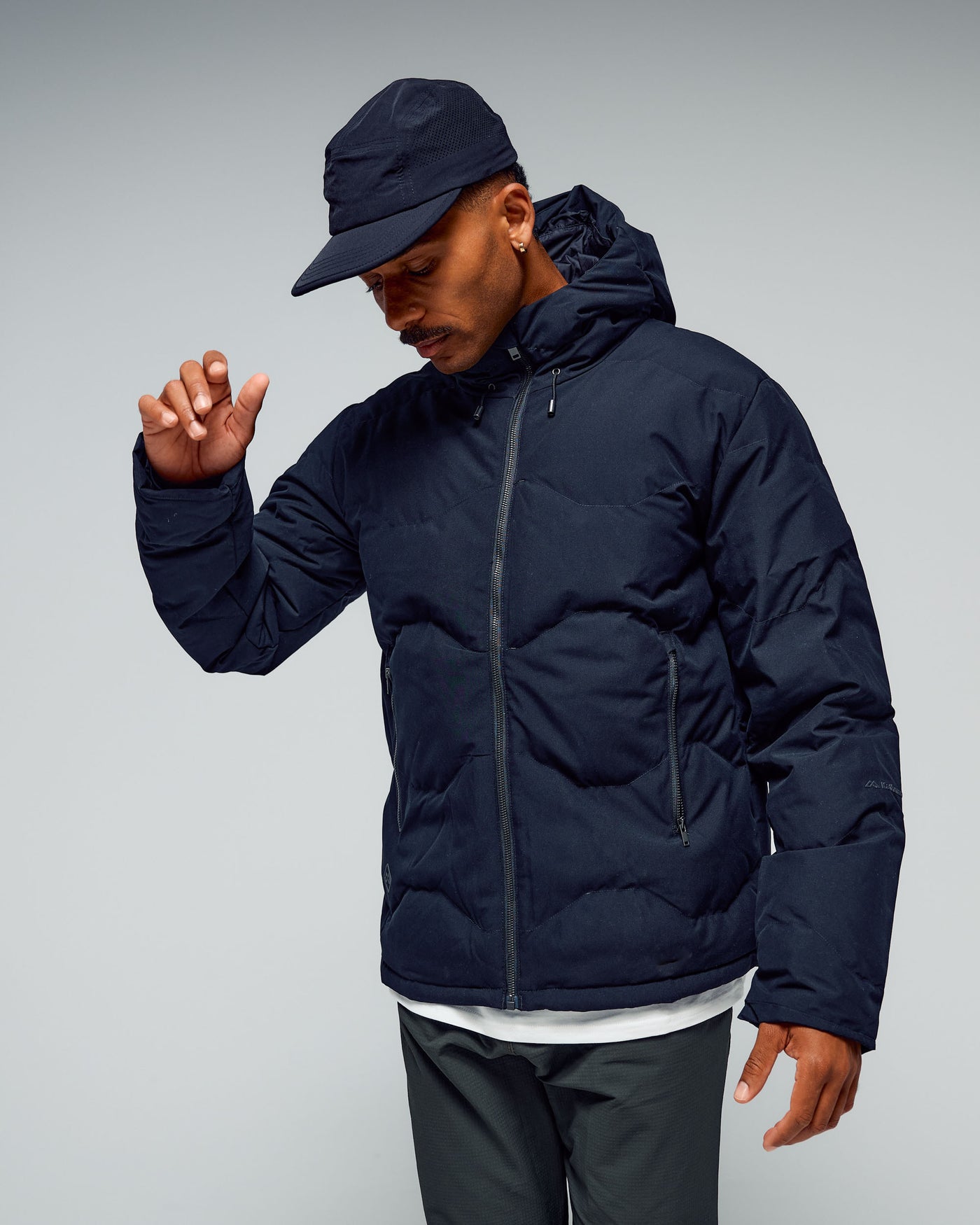 a1573_902_mens_frisco_x_hooded_down_jacket_f_1768348951000