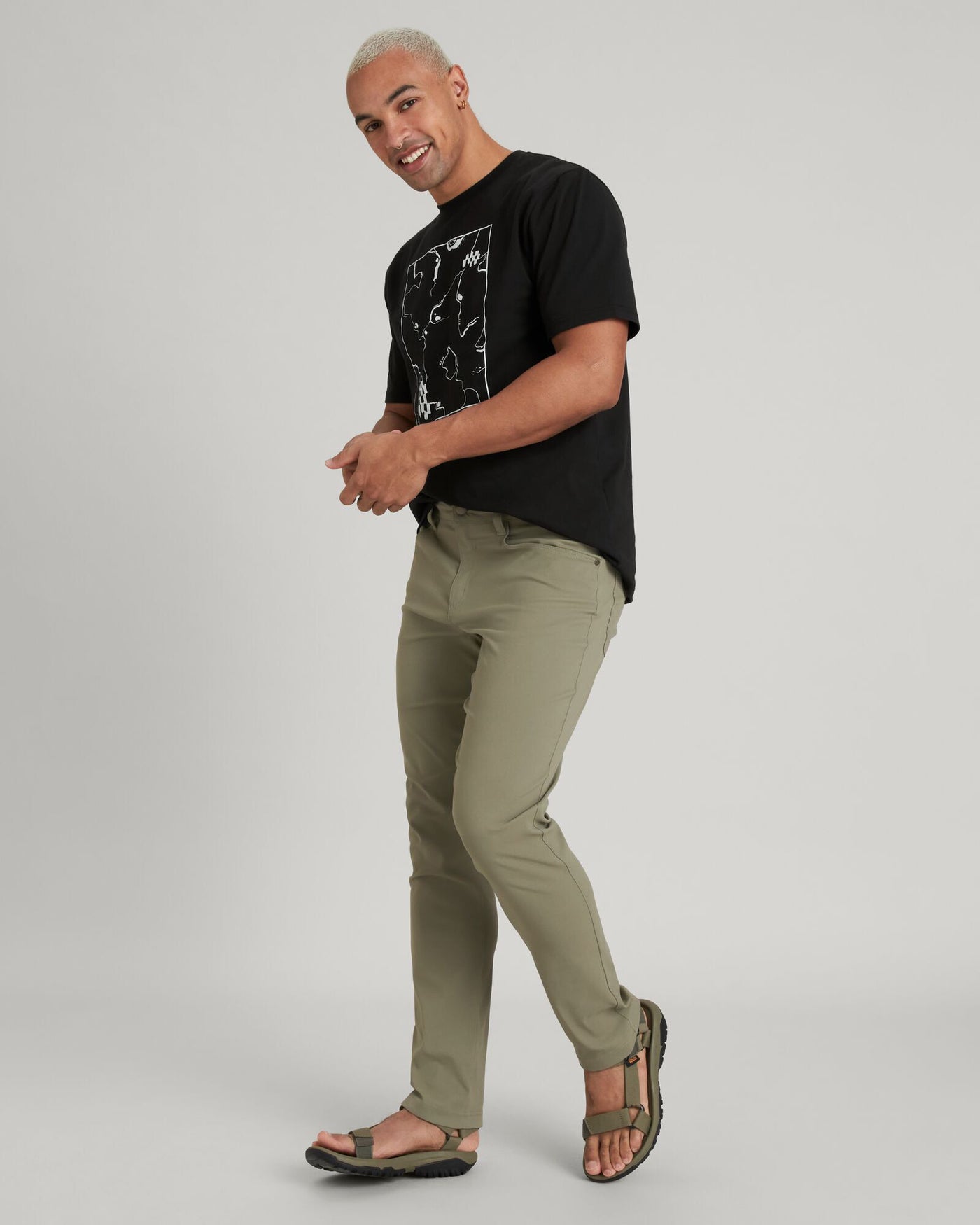 a1709_o4v_flight_mens_pants_v2_lo_c_1743629517000