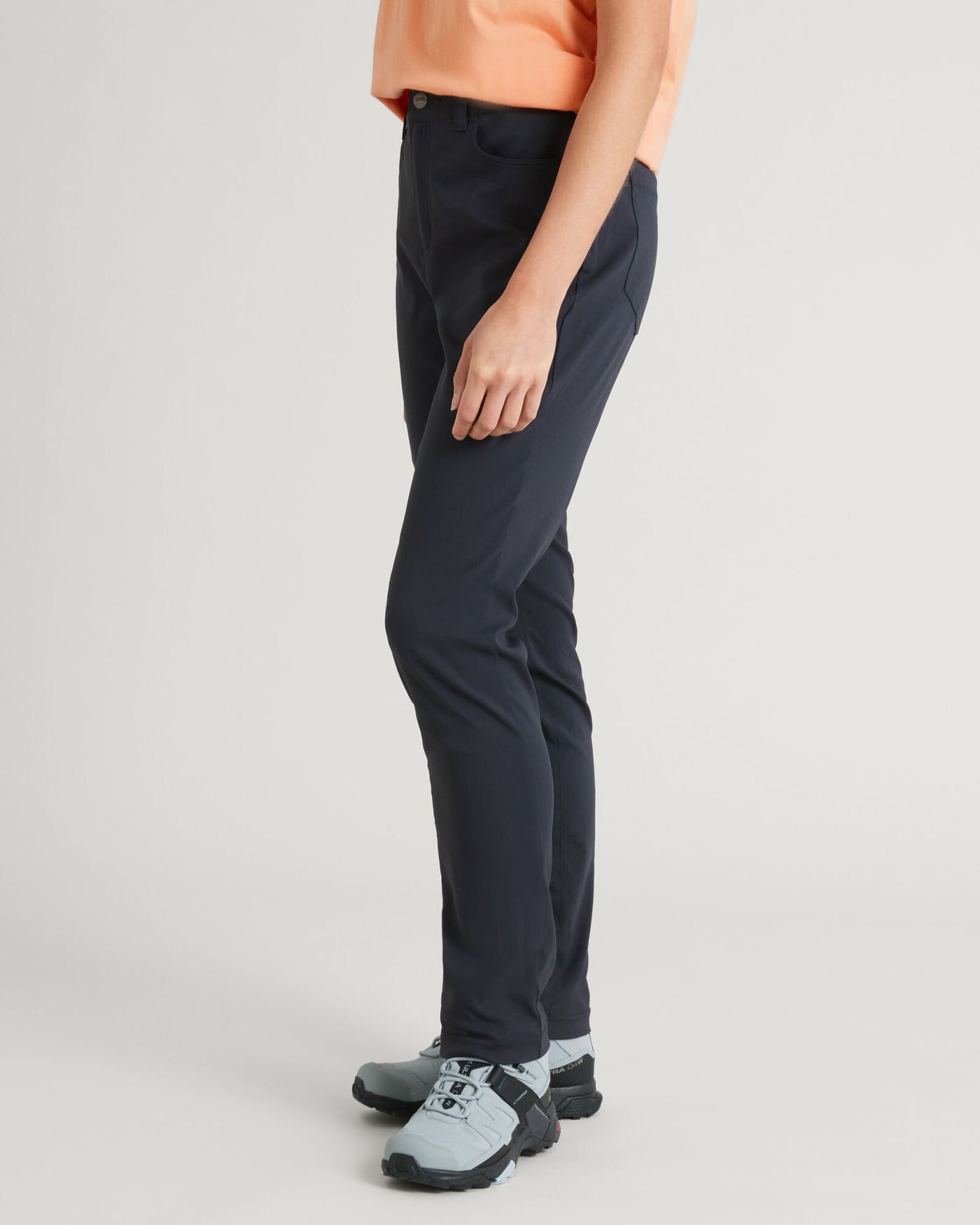 a1710_o4u_flight_womens_pants_v3_c_1743634034000