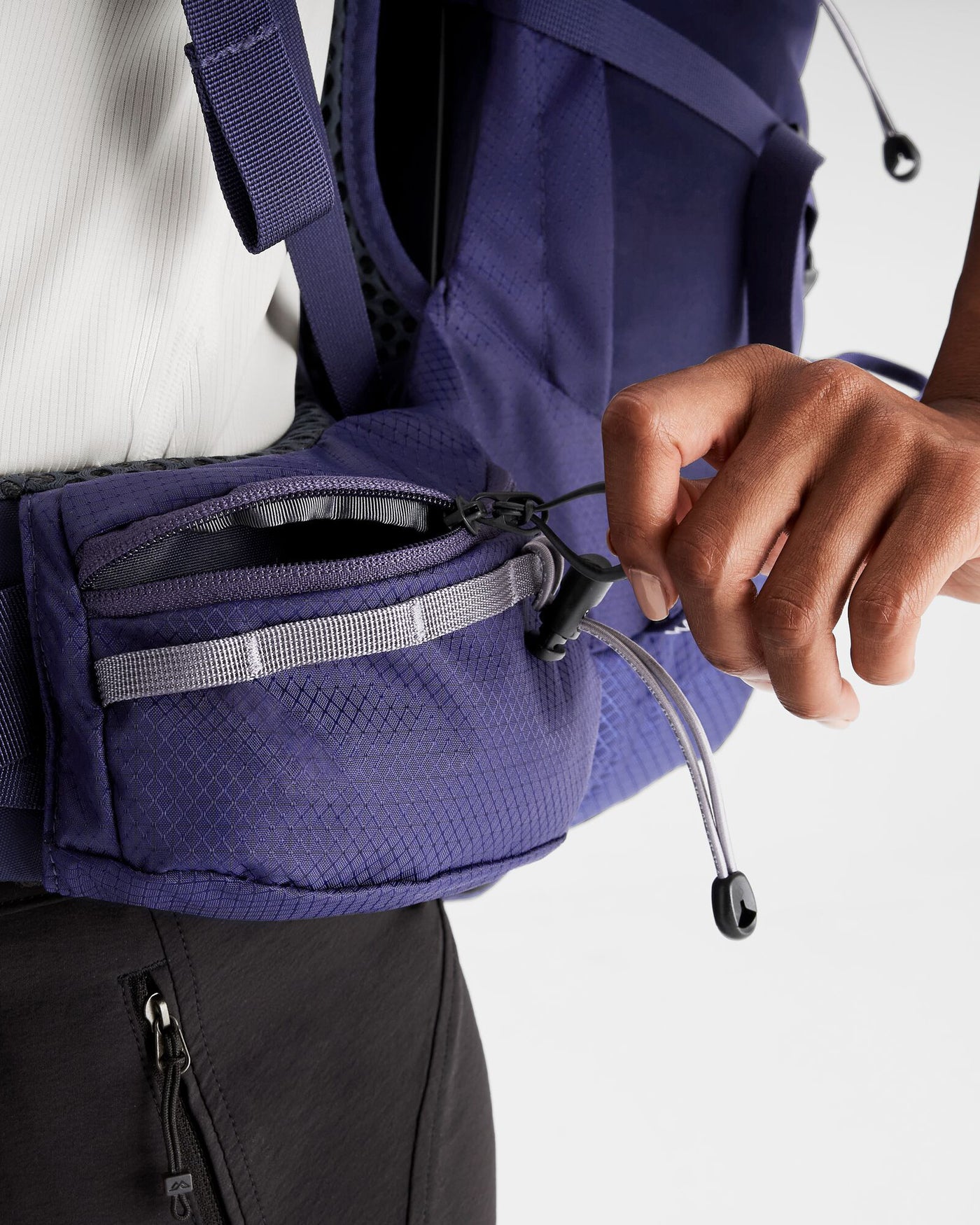 a1733_ofc_valorous_womens_45l_pack_d_1743633955000