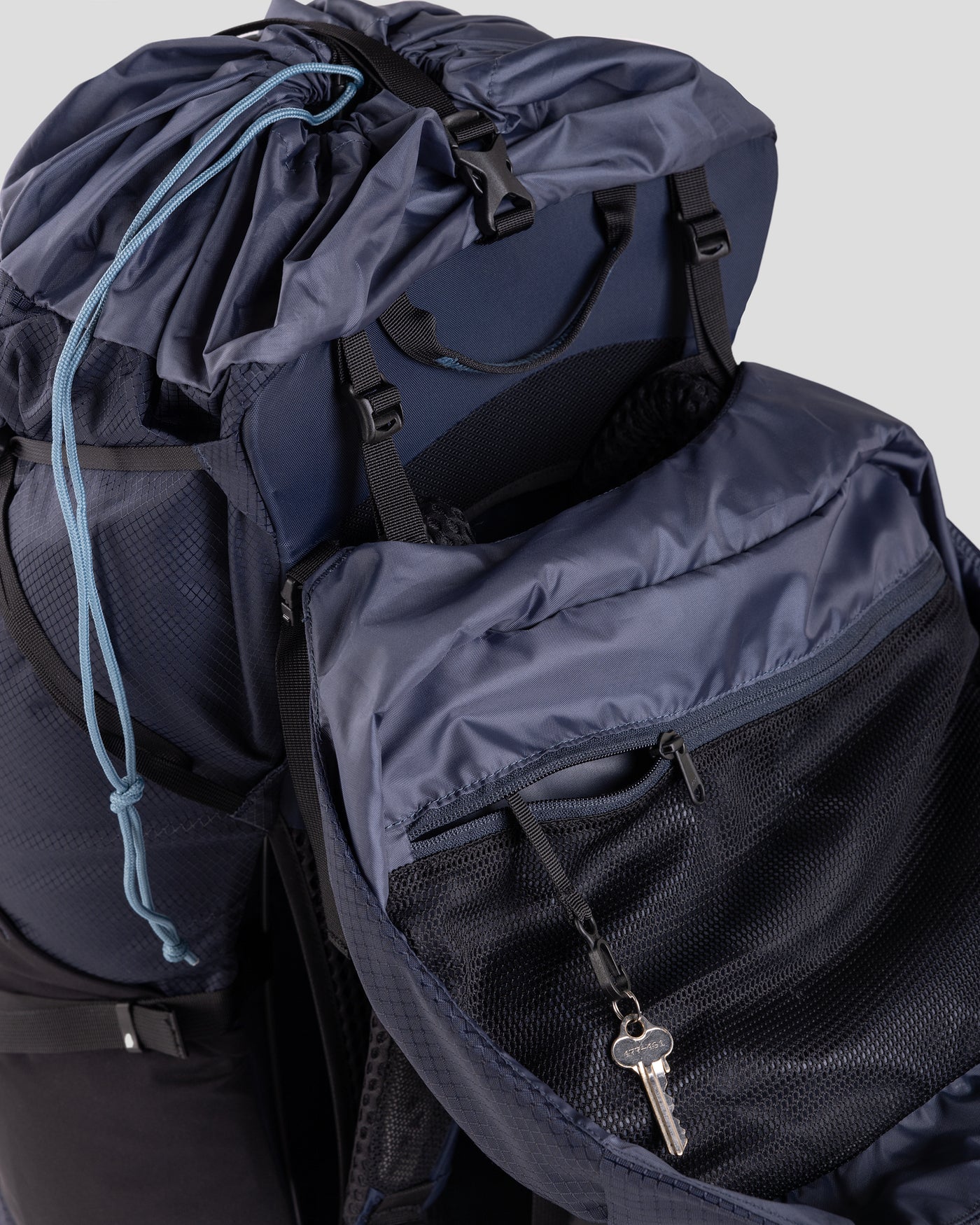 Valorous Pack - 58L - Pure Navy