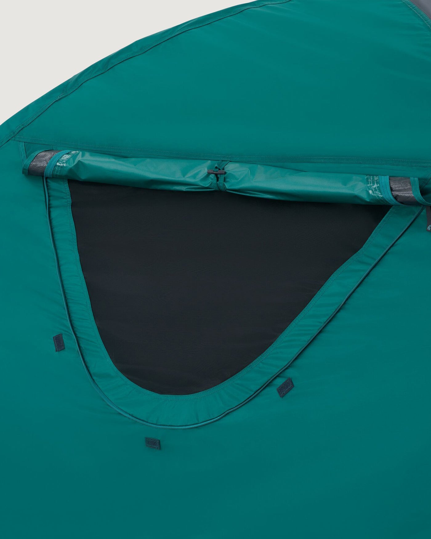 a1737_o5f_retreat_80_tent_v2_grey_bro_i_1743631364000