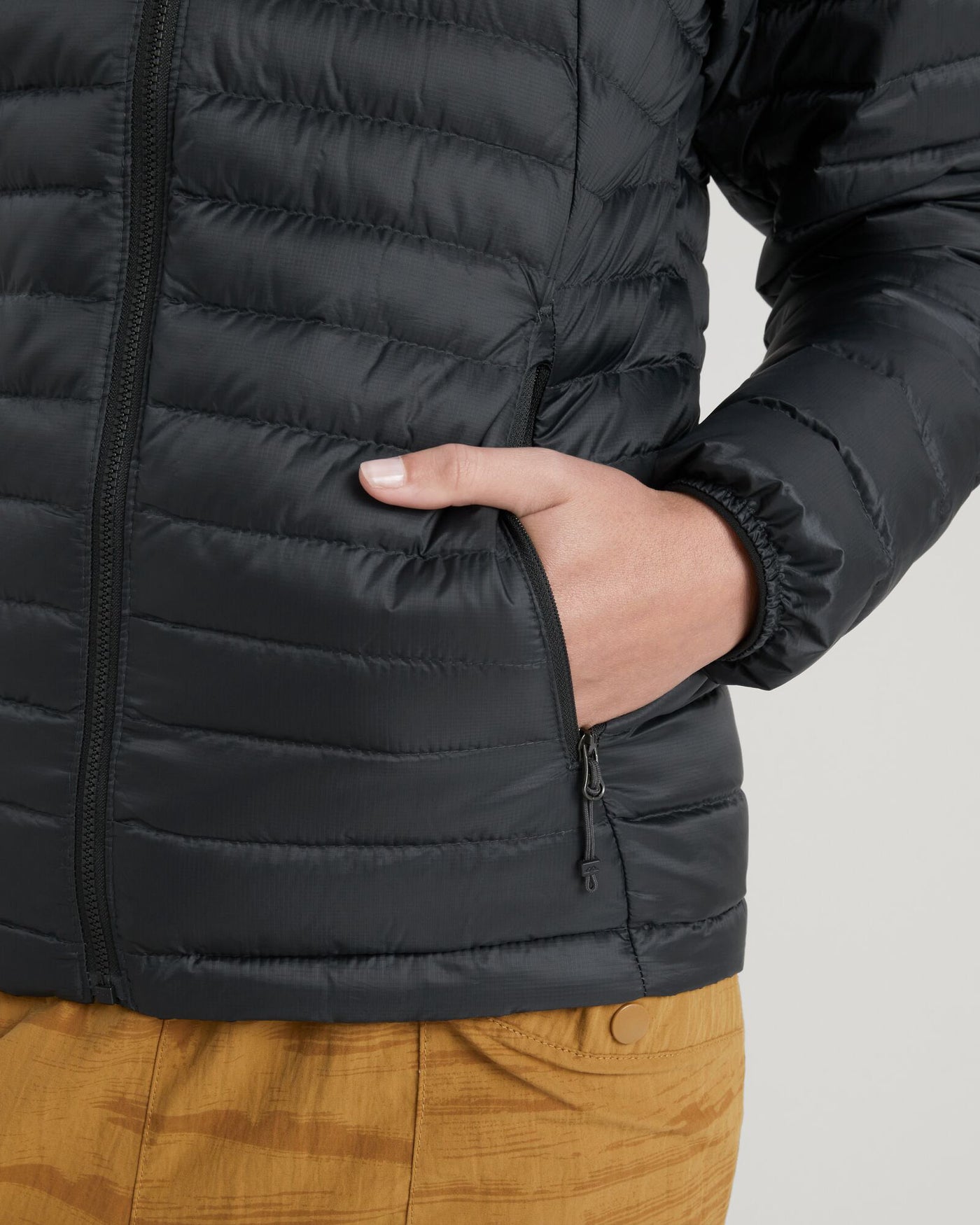 b0226_o4w_heli_r_womens_down_jacket_f_1743633910000
