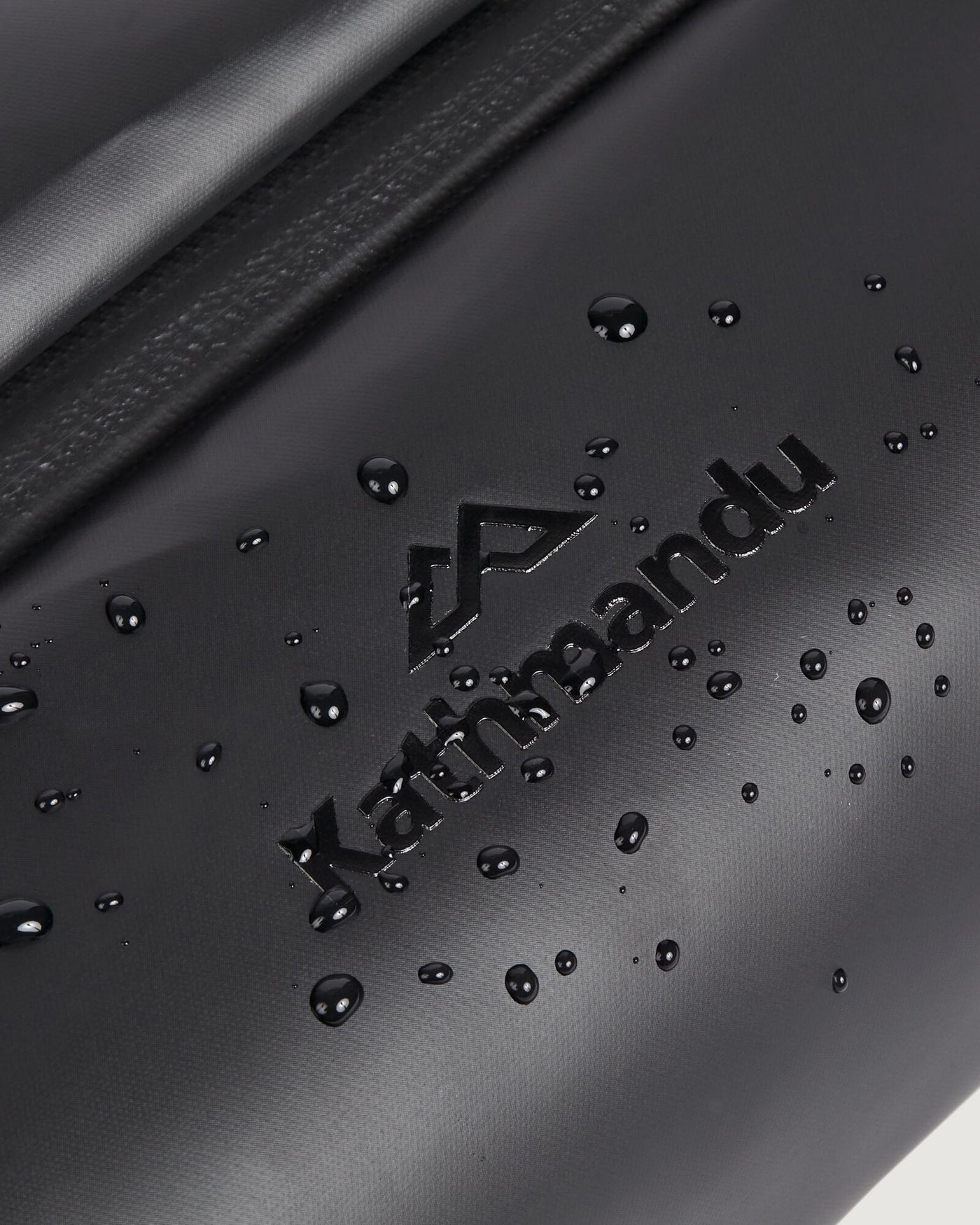 b0267_o4w_amphi_cross_body_j_1743631266000