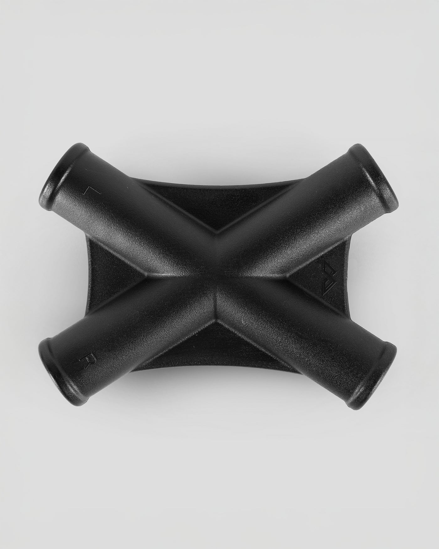b0464_902_retreat_compass_hub_v2_corner_wall_hub_v23_black_b_1600x2000_2a2e340_1756934469000