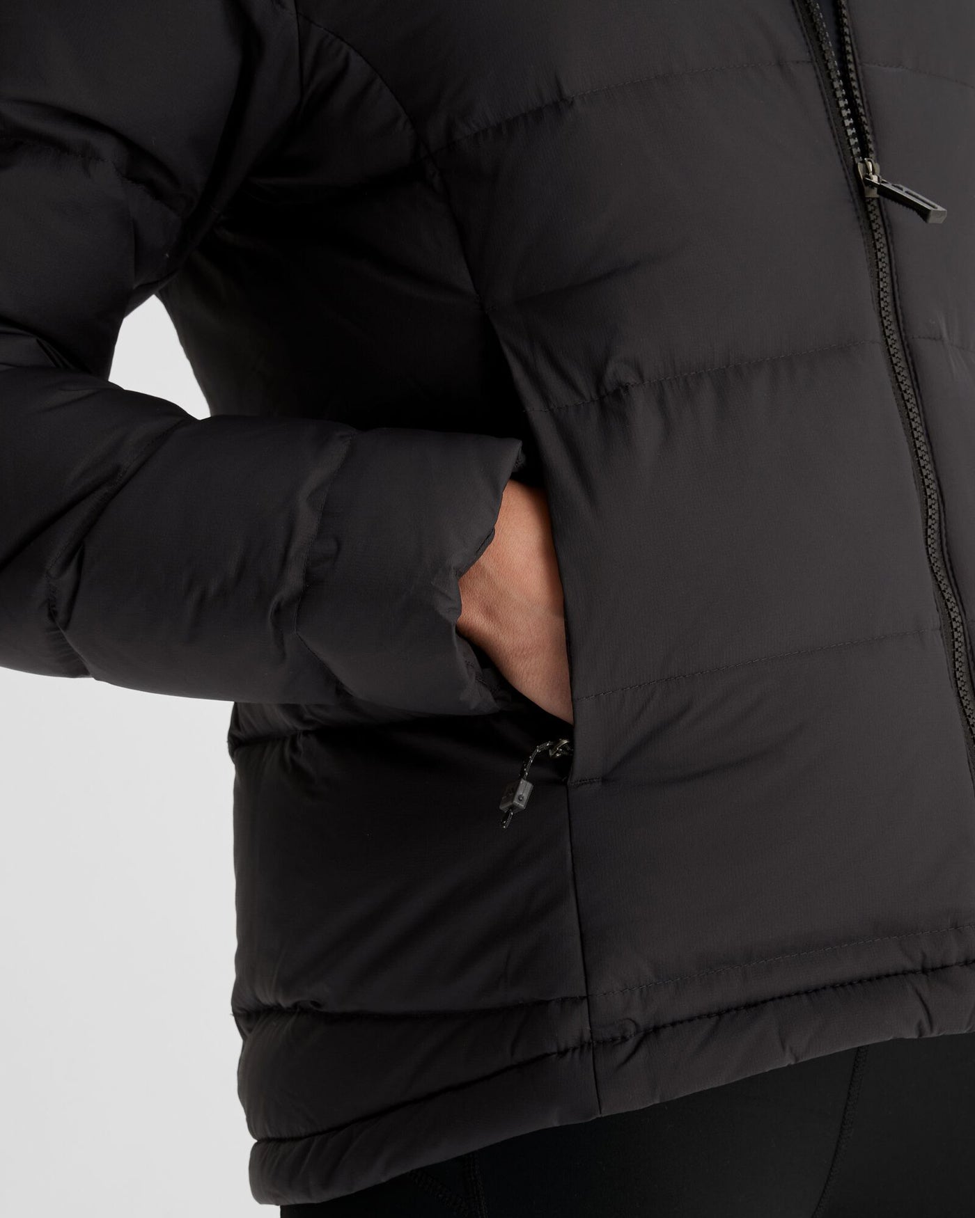 b0555_902_epiq_se_womens_down_puffer_hooded_jacket_f_1743633489000