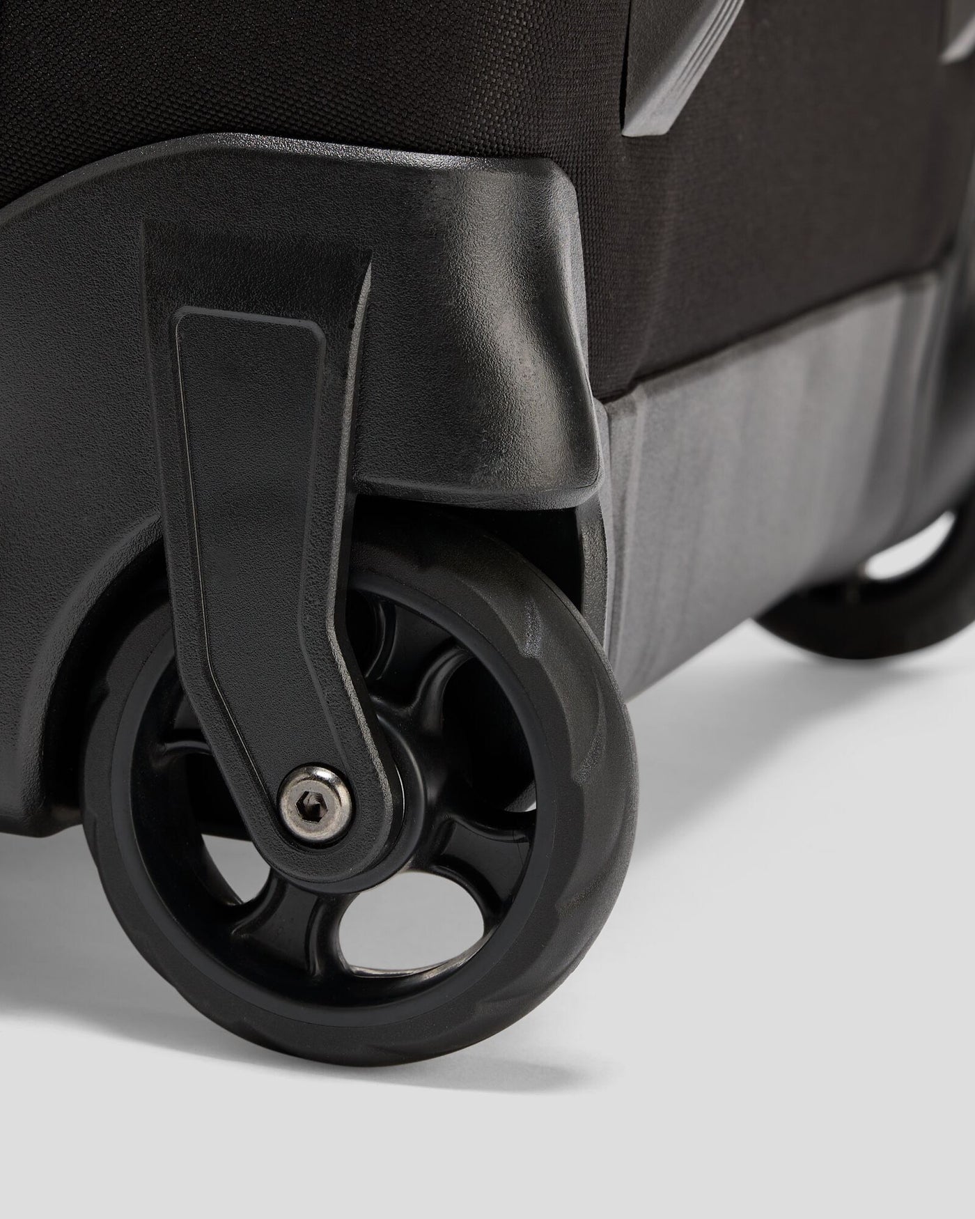 b0582_o4w_indus_roller_70l_h_1743631057000