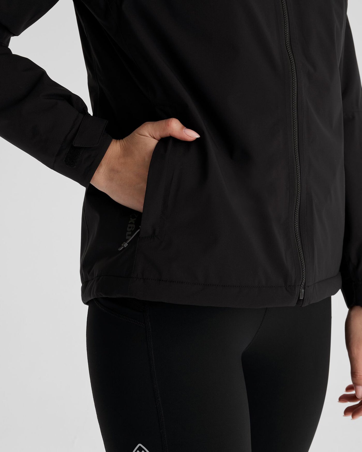 b0648_o4w_trailhead_2l_womens_novaloft_rain_jacket_f_1743633236000