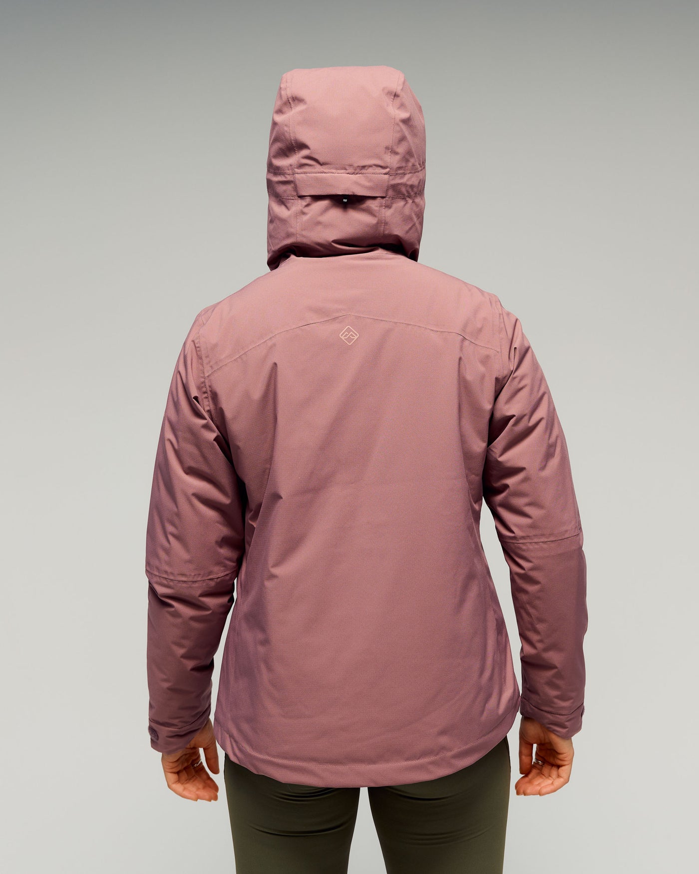 b0648_oug_trailhead_2l_womens_novaloft_rain_jacket_c_1769720687000