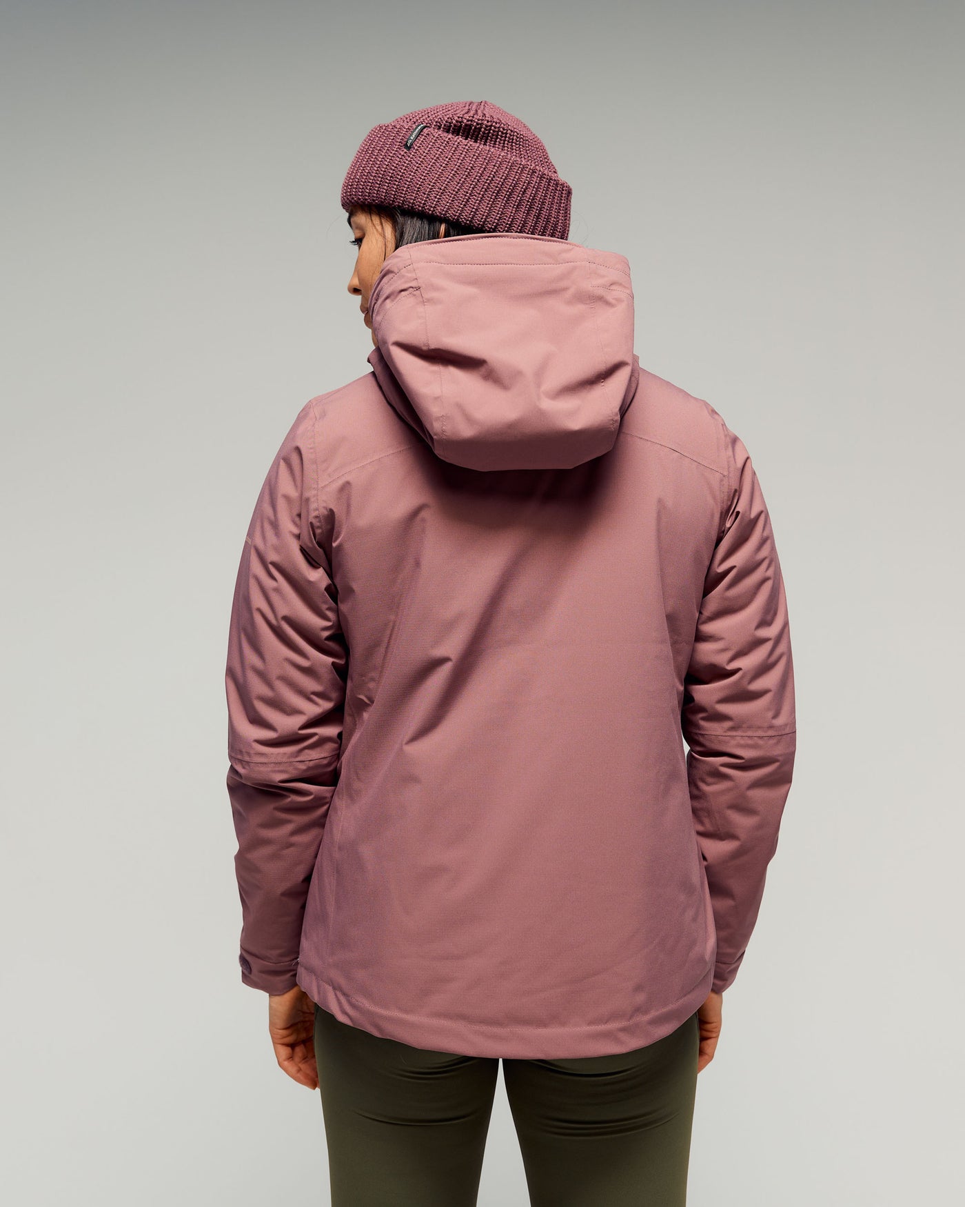 b0648_oug_trailhead_2l_womens_novaloft_rain_jacket_e_1769720688000