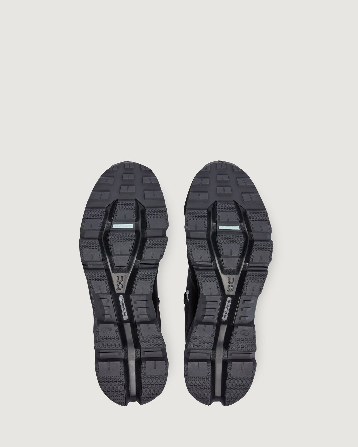 b0681_og1_onrunning_cloudwander_wp_me_e_1743635411000