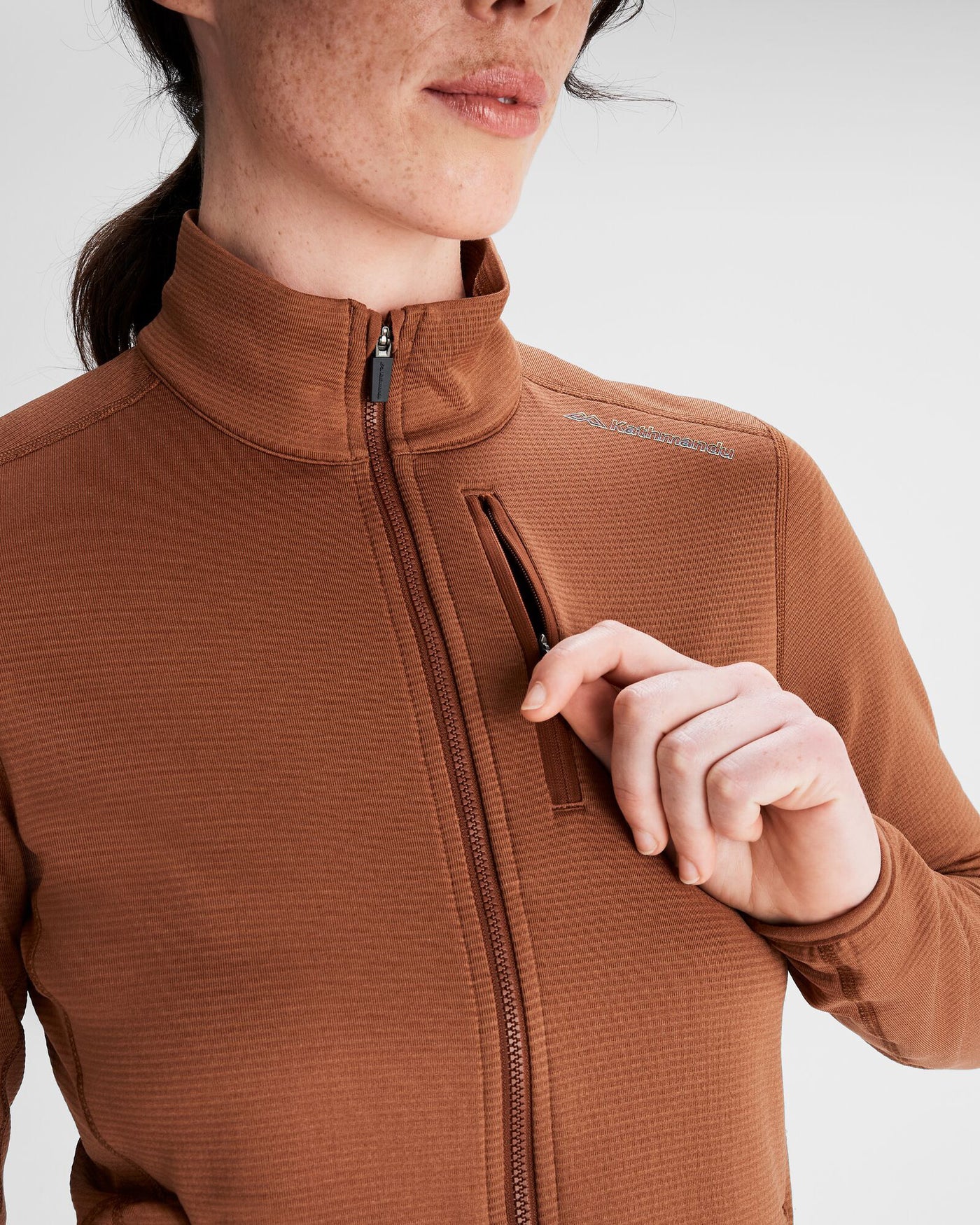 b0722_oi4_seeker_fleece_womens_jacket_f_1743633021000