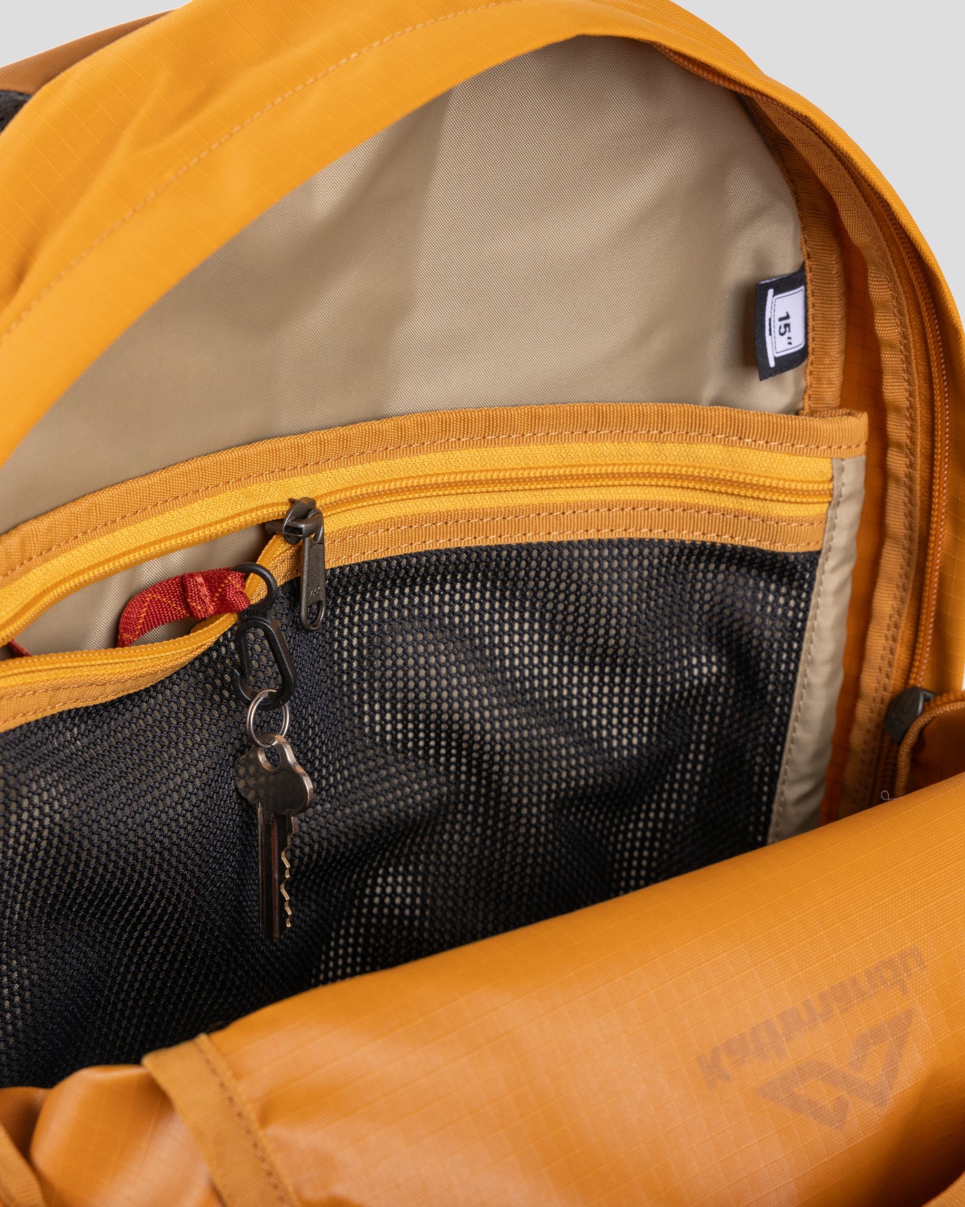 Axon Everyday Backpack - 18L - Golden Oak/Bark