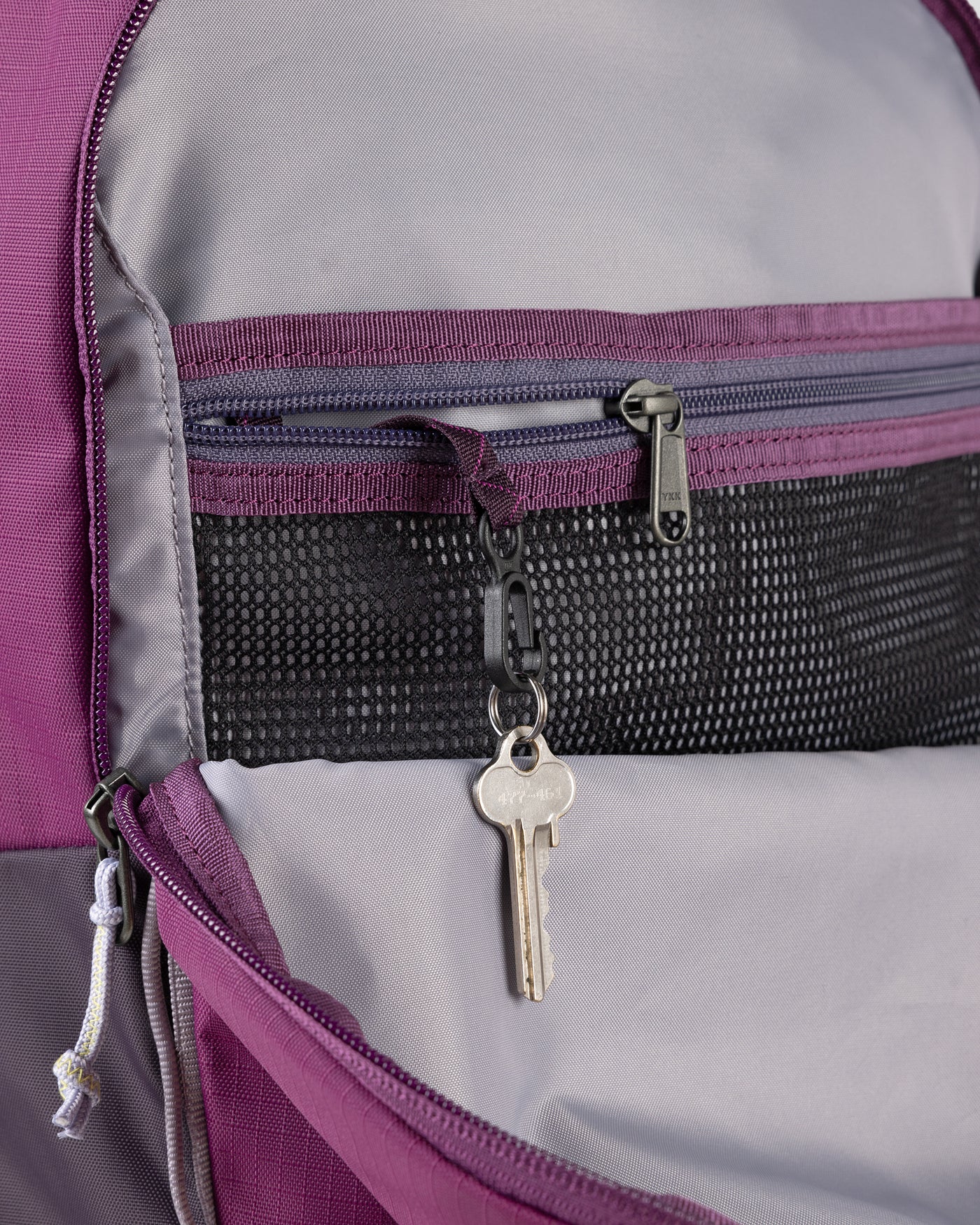 b0787_oto_axon_everyday_backpack_20l_pi_d_1755036749000