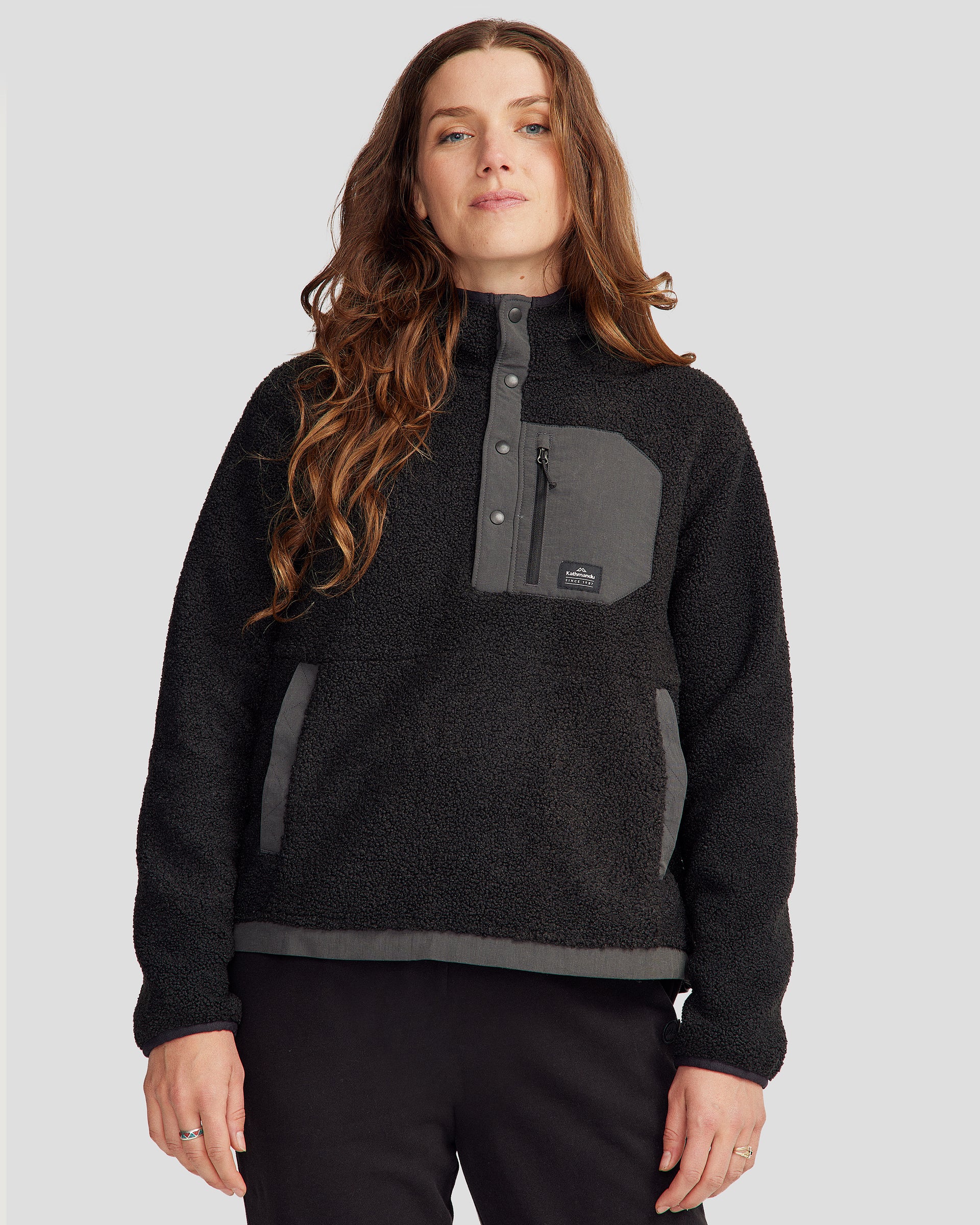 b0923_o4w_co_z_high_pile_womens_hooded_pullover_v2_black_m_a_1745458729000