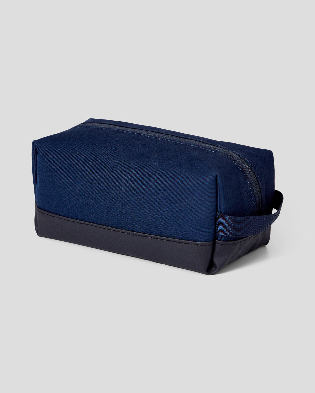 b0974_oje_mono_toiletry_kit_bag_b_1792531291000