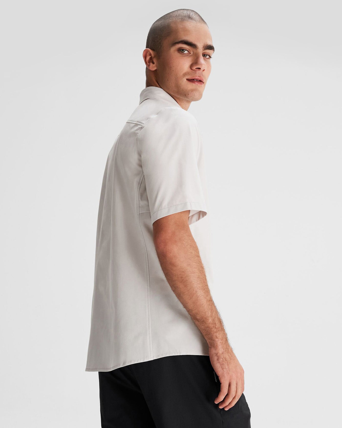 b1006_oi8_sun_breaker_mens_short_sleeve_shir_c_1743632310000