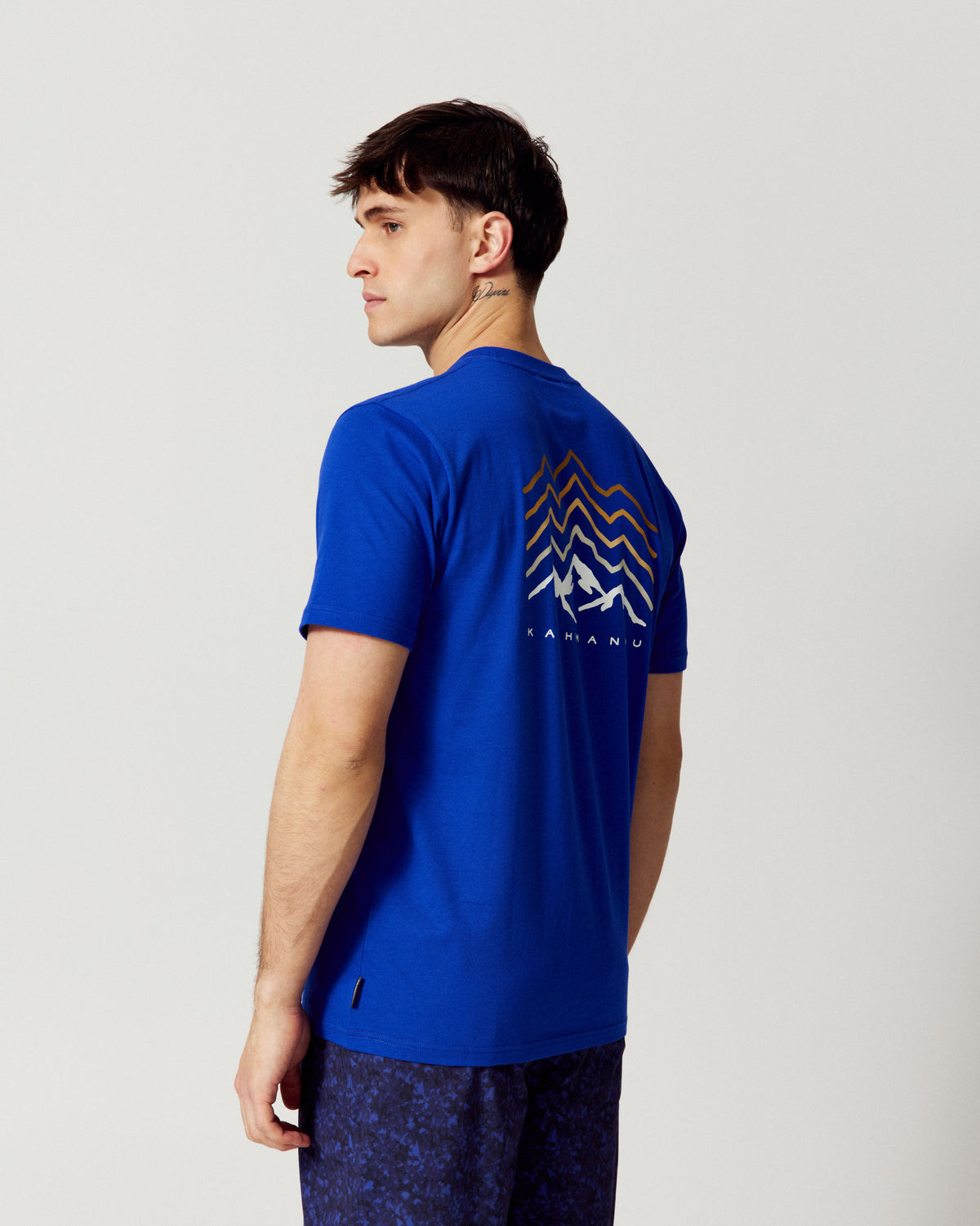b1134_oya_mountain_rays_mens_organic_cotton_short_sleeve_tee_c_1789084201000