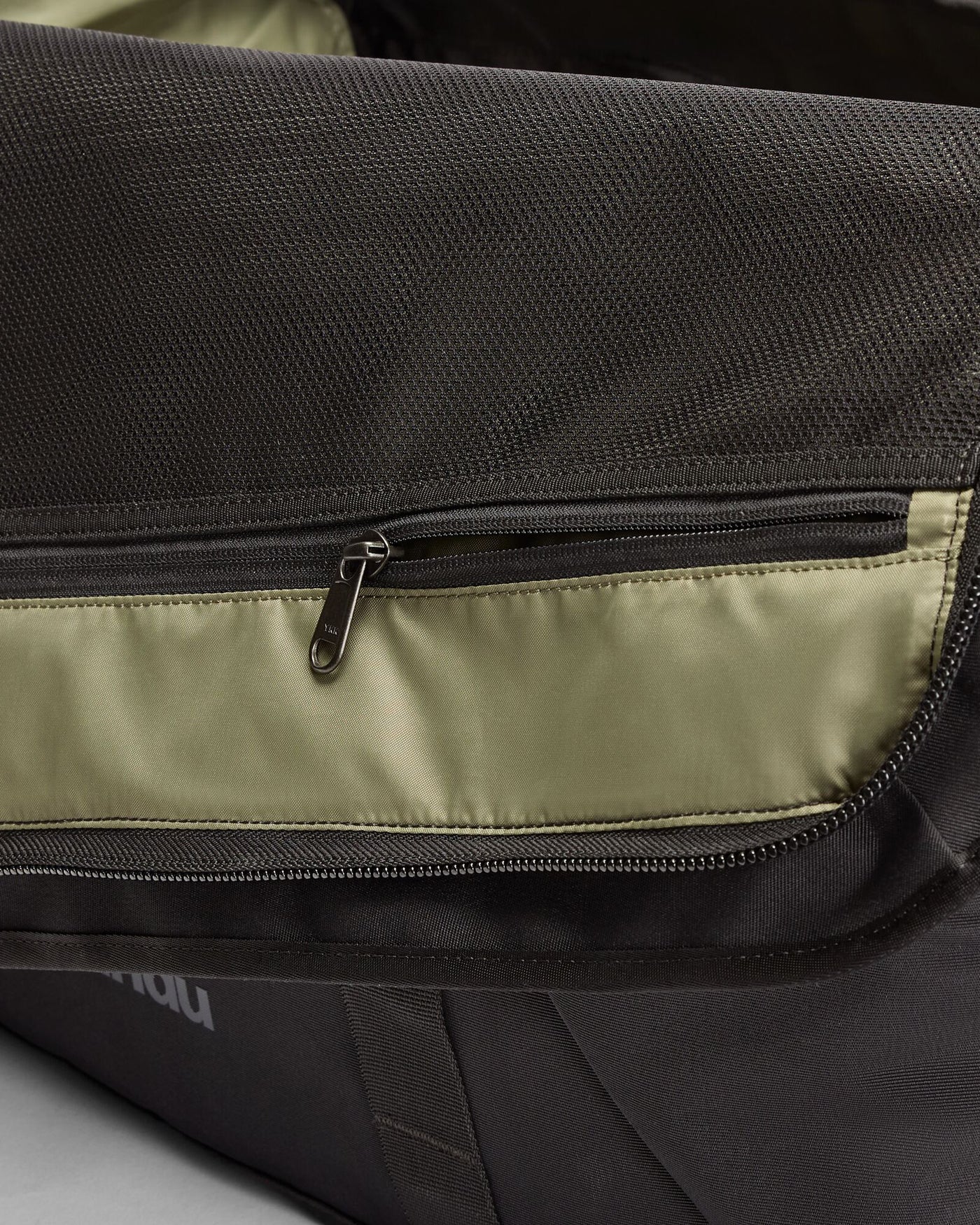 b1168_o4w_indus_base_duffel_50l_f_1743630829000