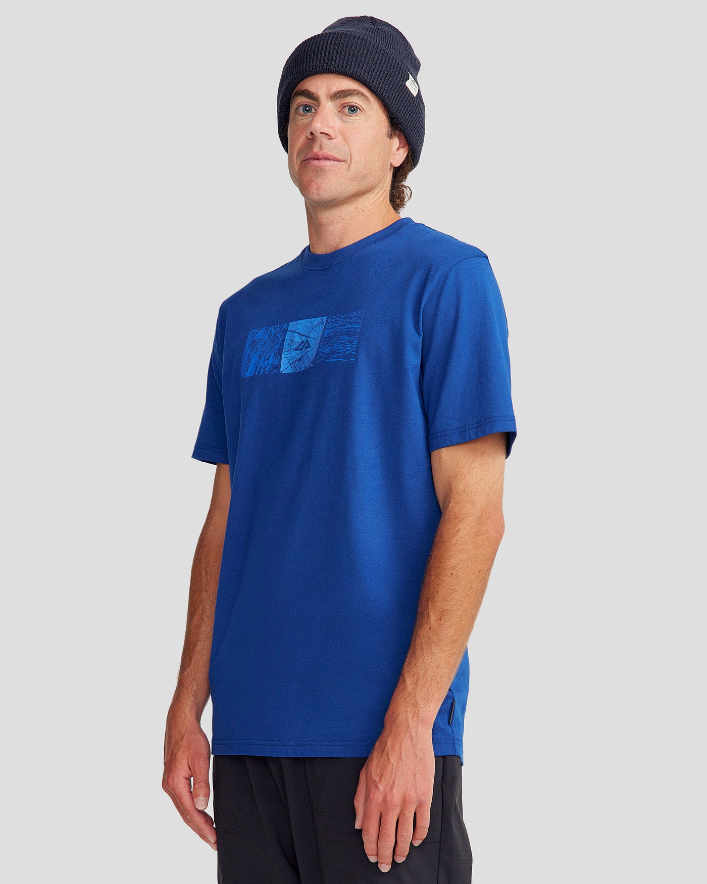 b1481_or6_mens_photo_scape_organic_cotton_short_sleeve_te_b_1743628674000