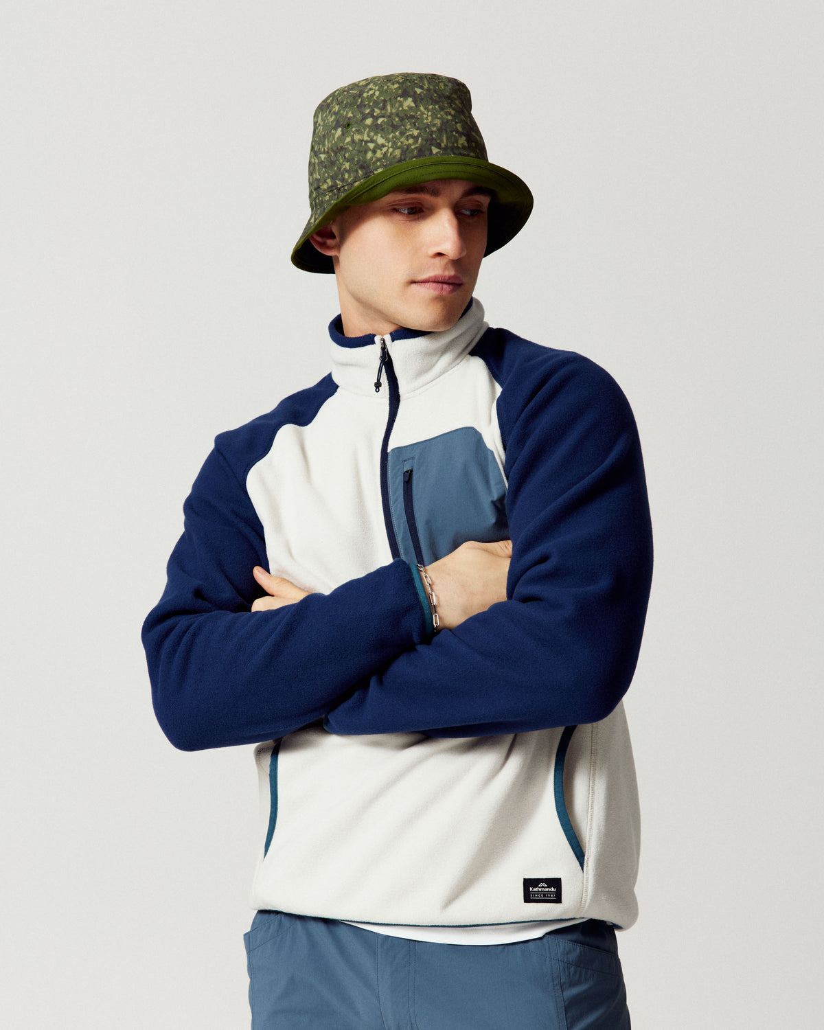 b1513_ozl_mens_trailhead_fleece_lt_pullover_b_1789084180000