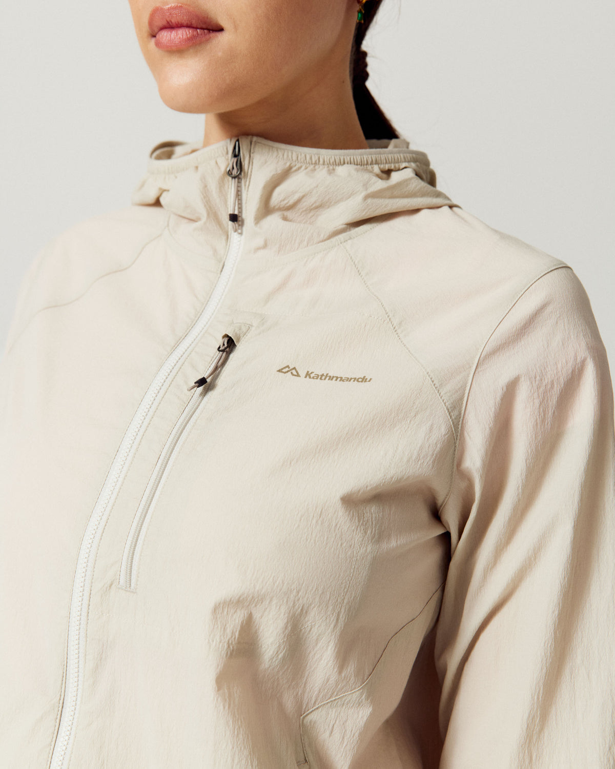 b1550_or8_womens_trailhead_windbreaker_c_1790025584000