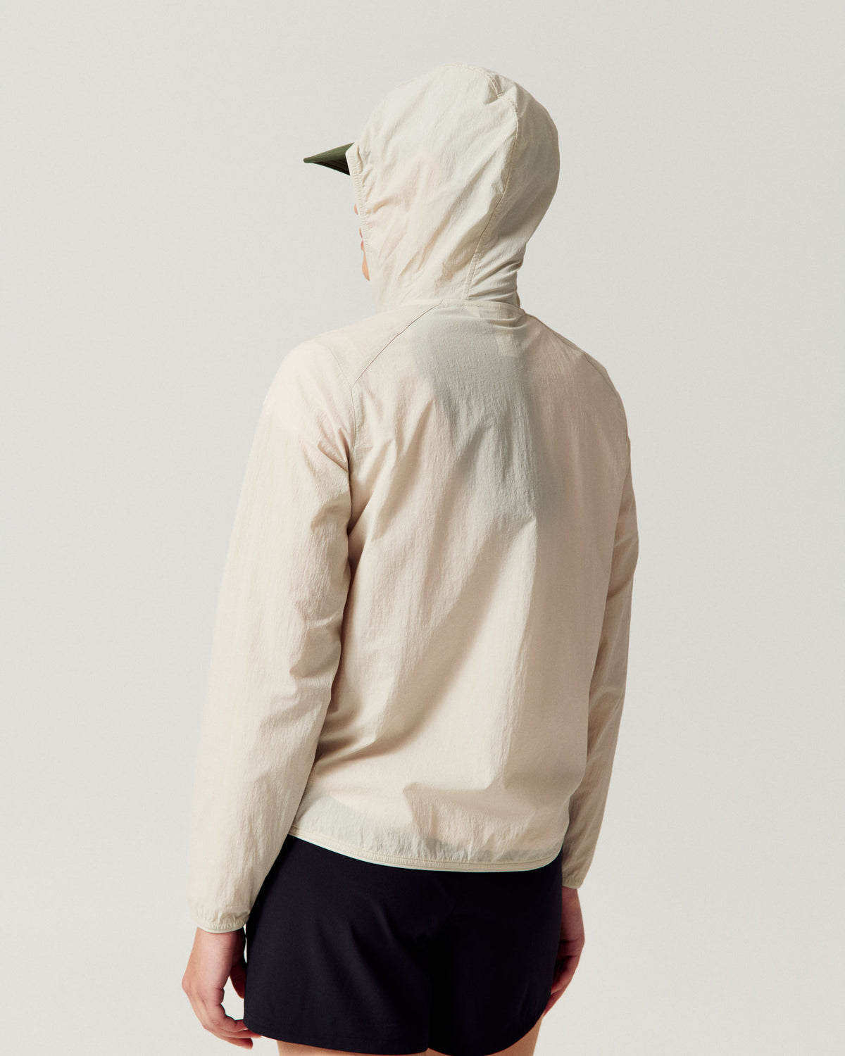 b1550_or8_womens_trailhead_windbreaker_f_1790025584000