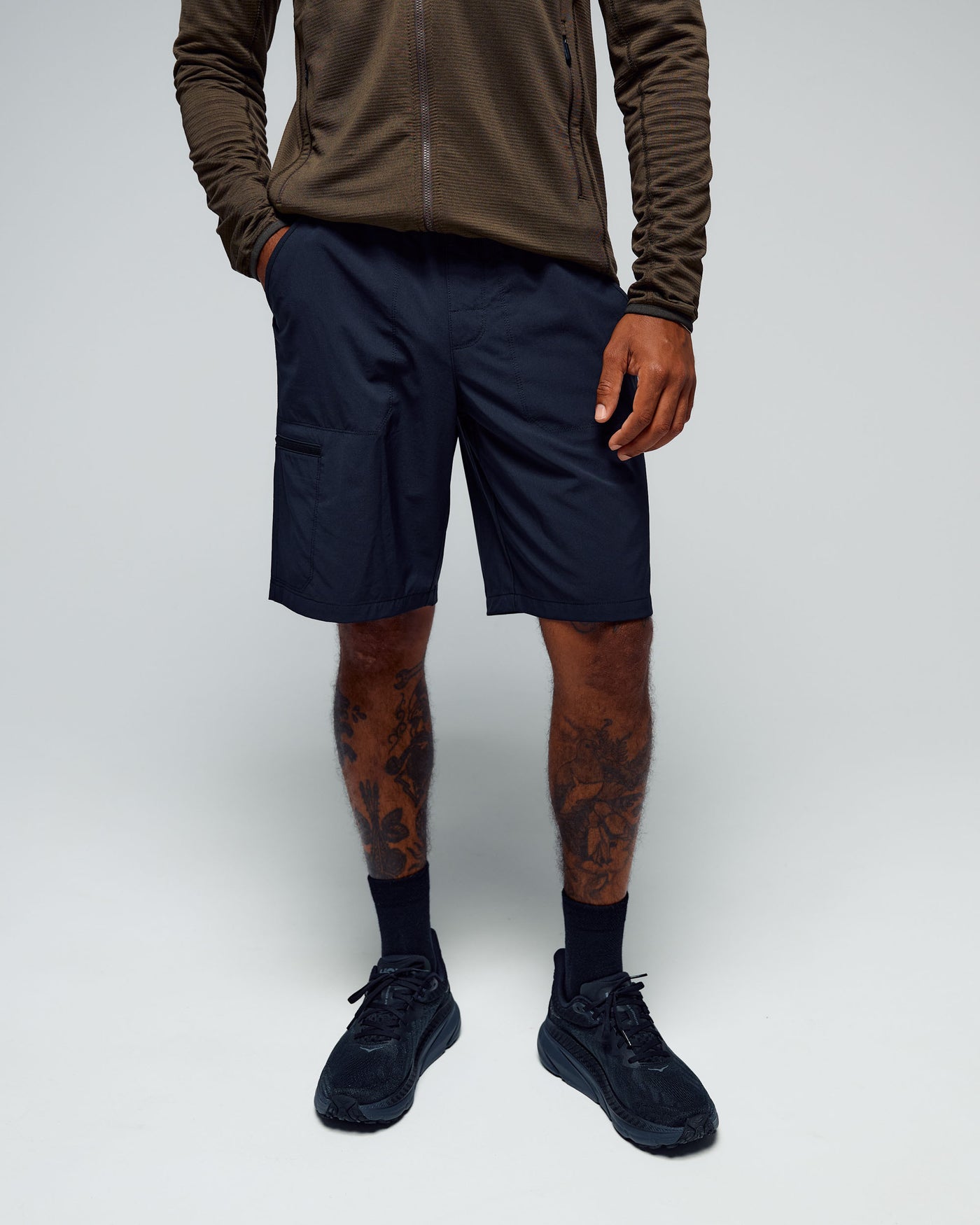 b1570_o4w_mens_trailhead_9_inch_shorts_b_1768348920000