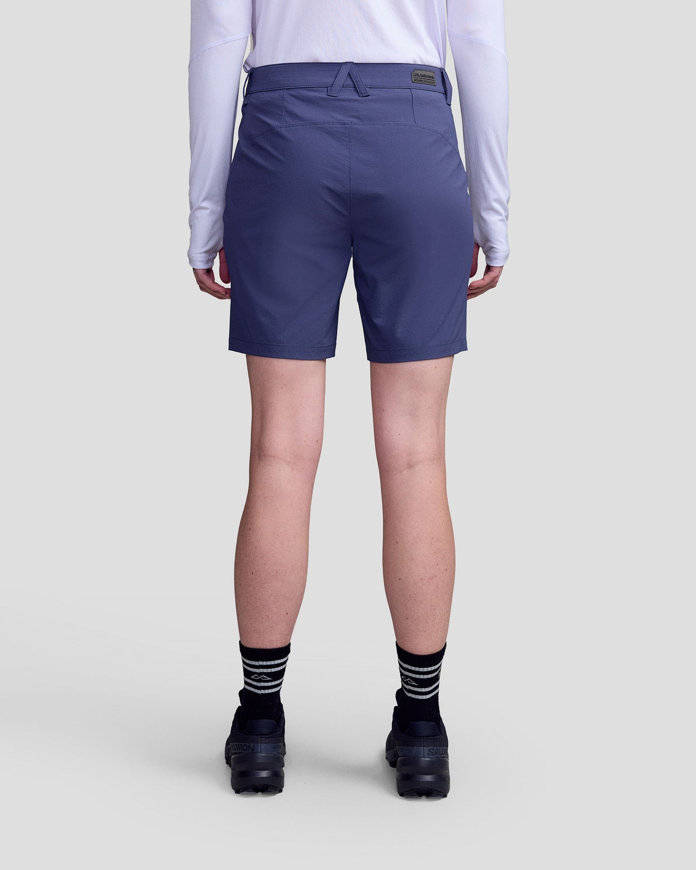 b1571_oji_womens_ridge_7inch_shorts_blue_m_d_1765238248000