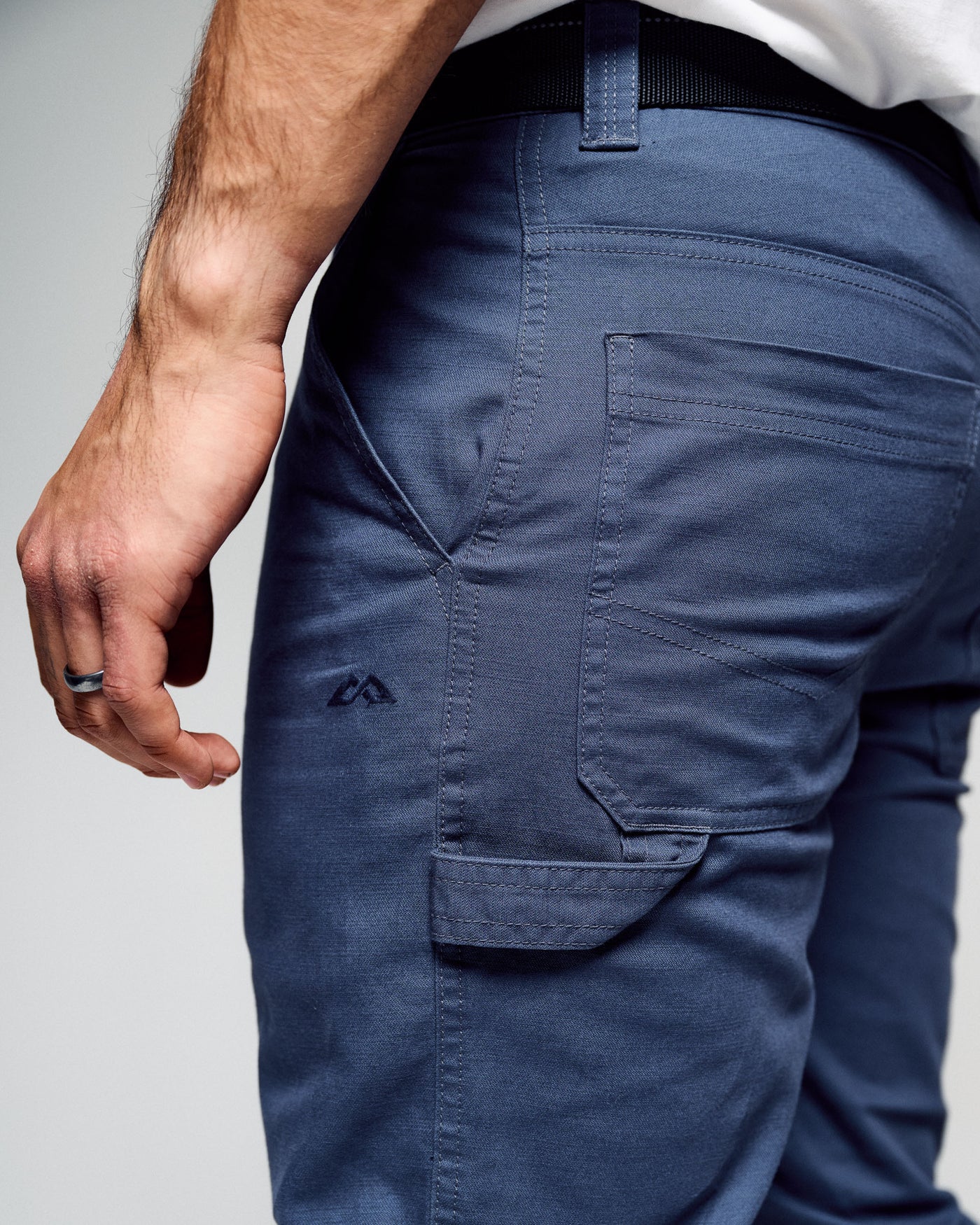 b1583_oji_mens_weekend_cotton_pants_c_1775000153000
