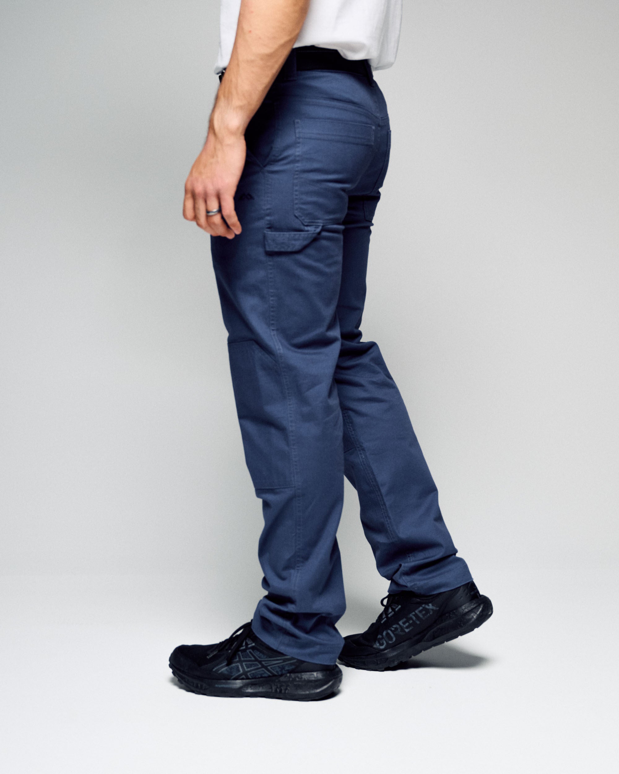 パンツ nz Men's Weekend Cotton Pants - Mid Navy – Kathmandu NZ