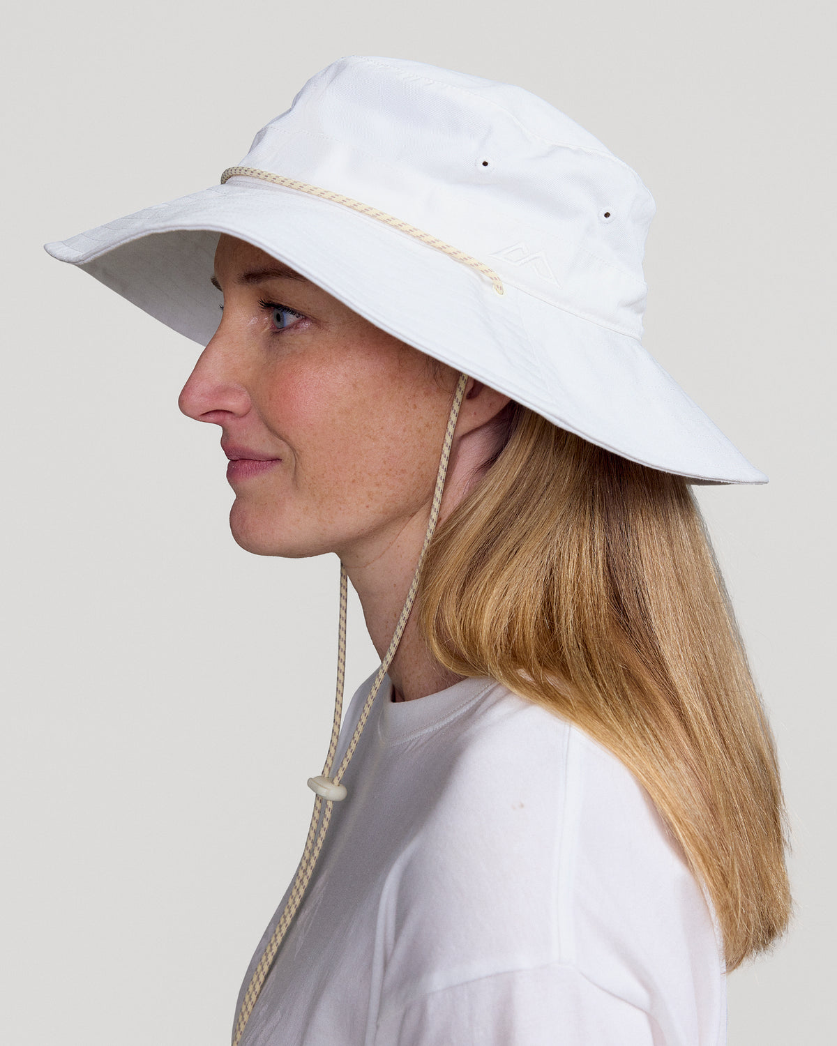 b1584_013_sun_hat_d_1754351638000