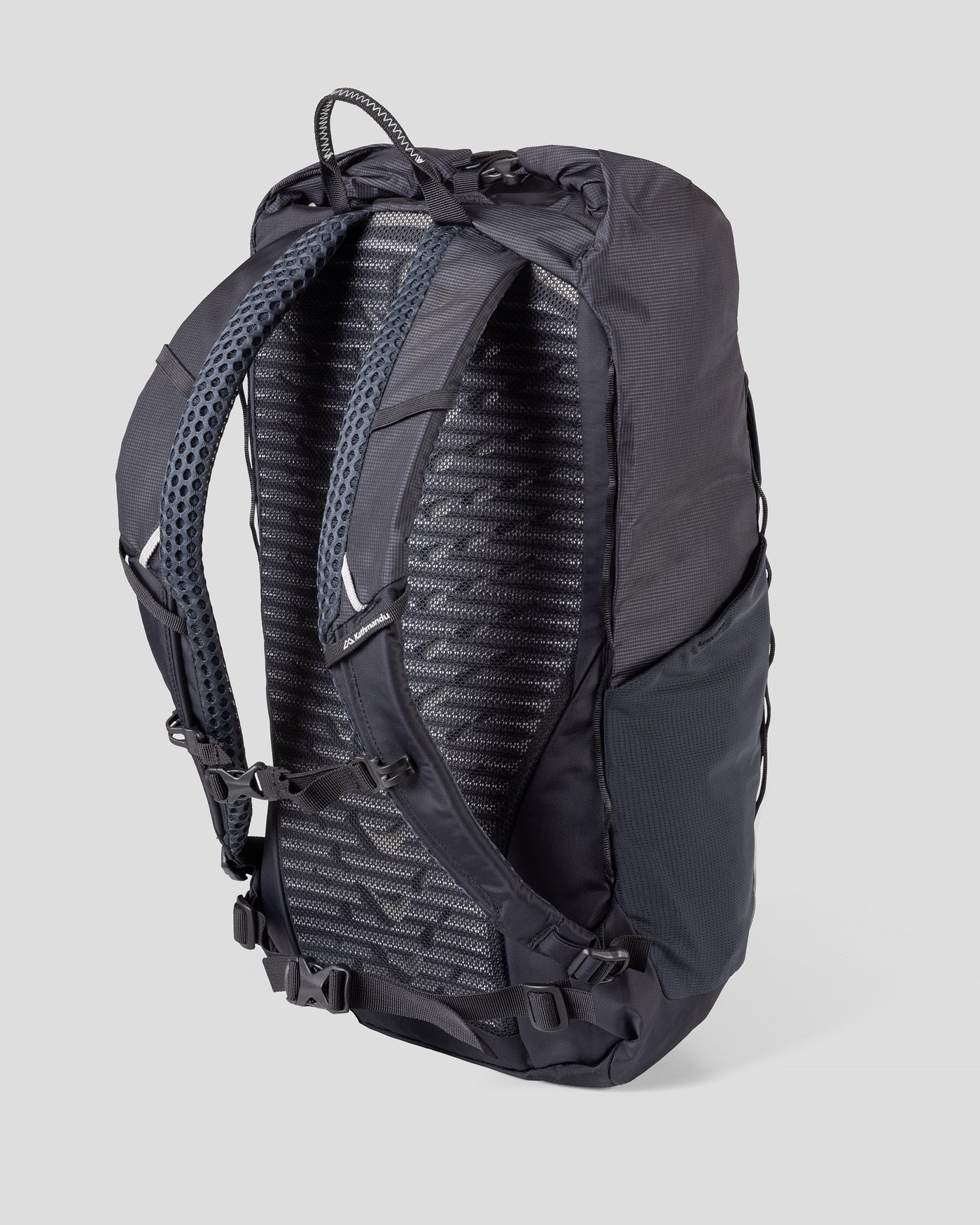 b1611_902_trailhead_pack_20l_black_d_1600x2000_2a2e340_1756934145000