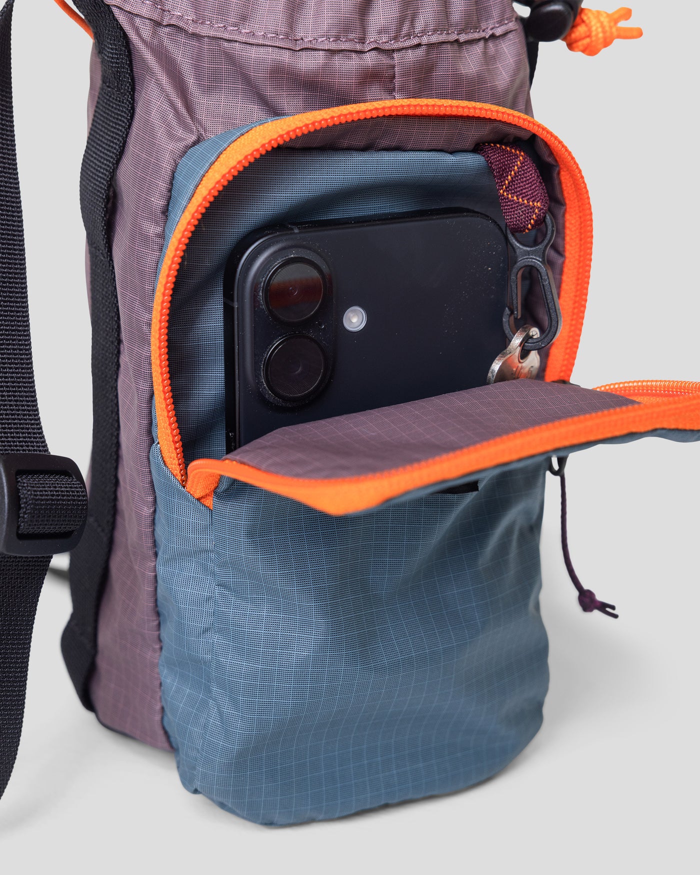 b1633_038_pack_and_go_bottle_holder_e_1772667364000