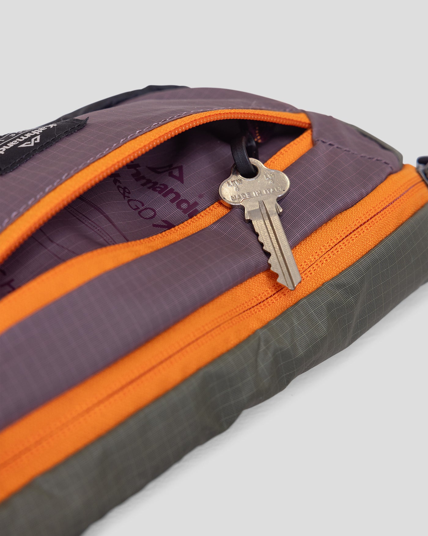 b1634_038_packandgo_pouch_cross_body_e_1772667351000