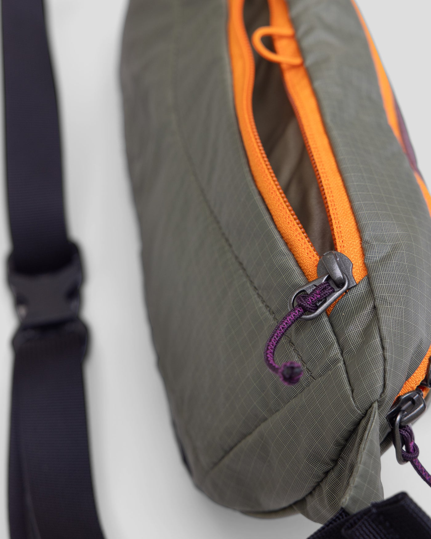 b1634_038_packandgo_pouch_cross_body_g_1772667365000