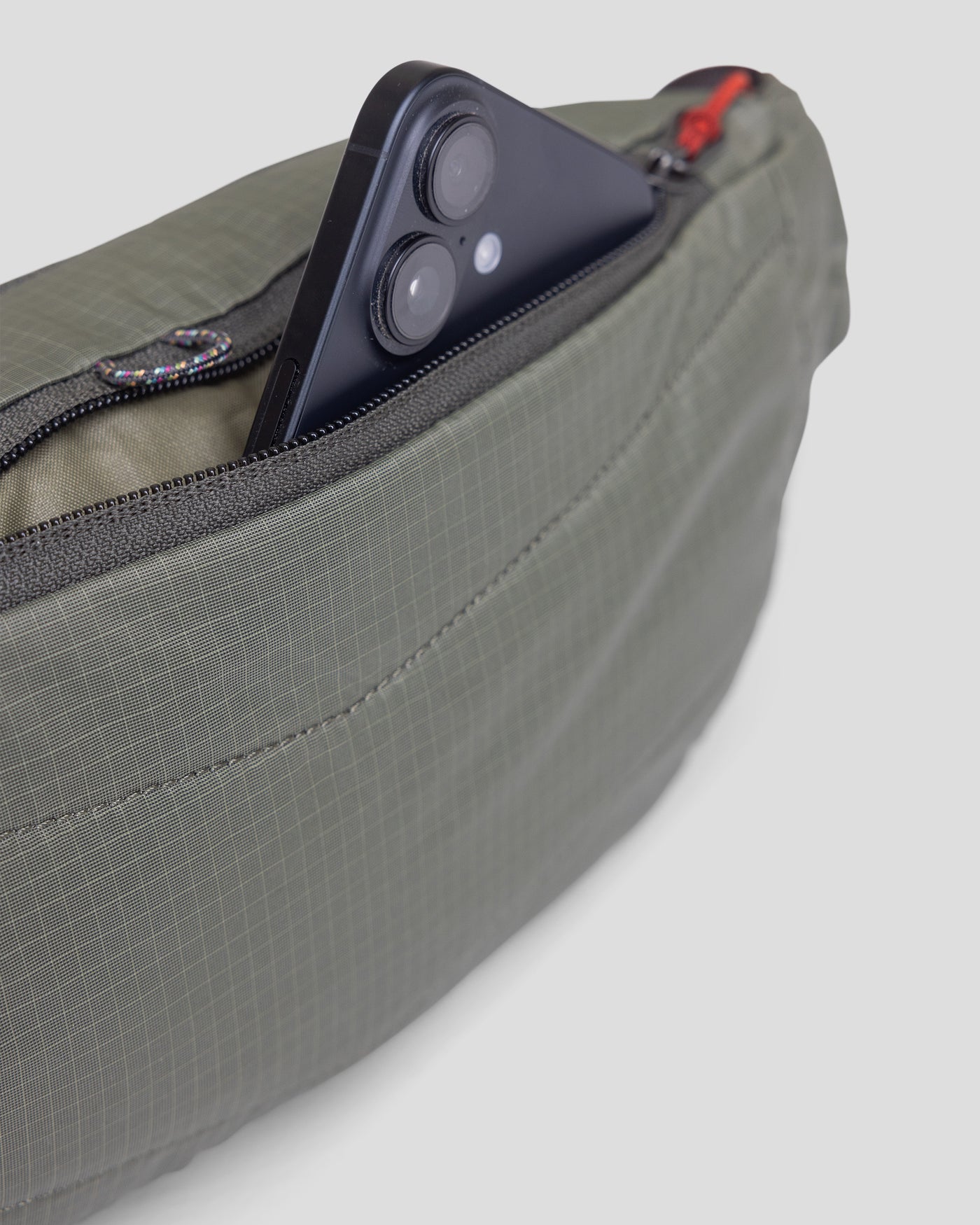 b1634_o4v_packandgo_pouch_cross_body_f_1772667366000