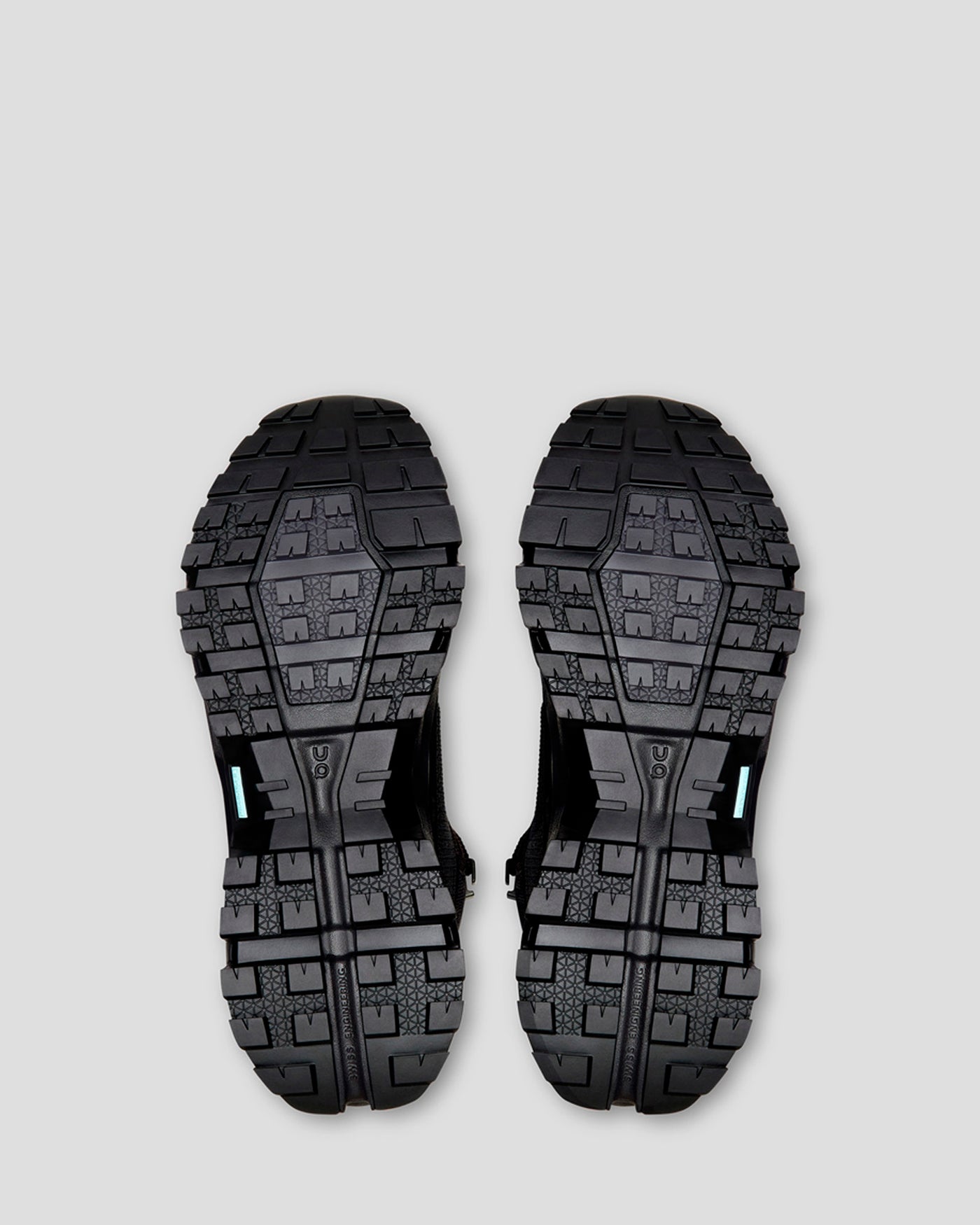 b1699_891_on_running_cloudrock_mid_wp_wome_e_1743629271000