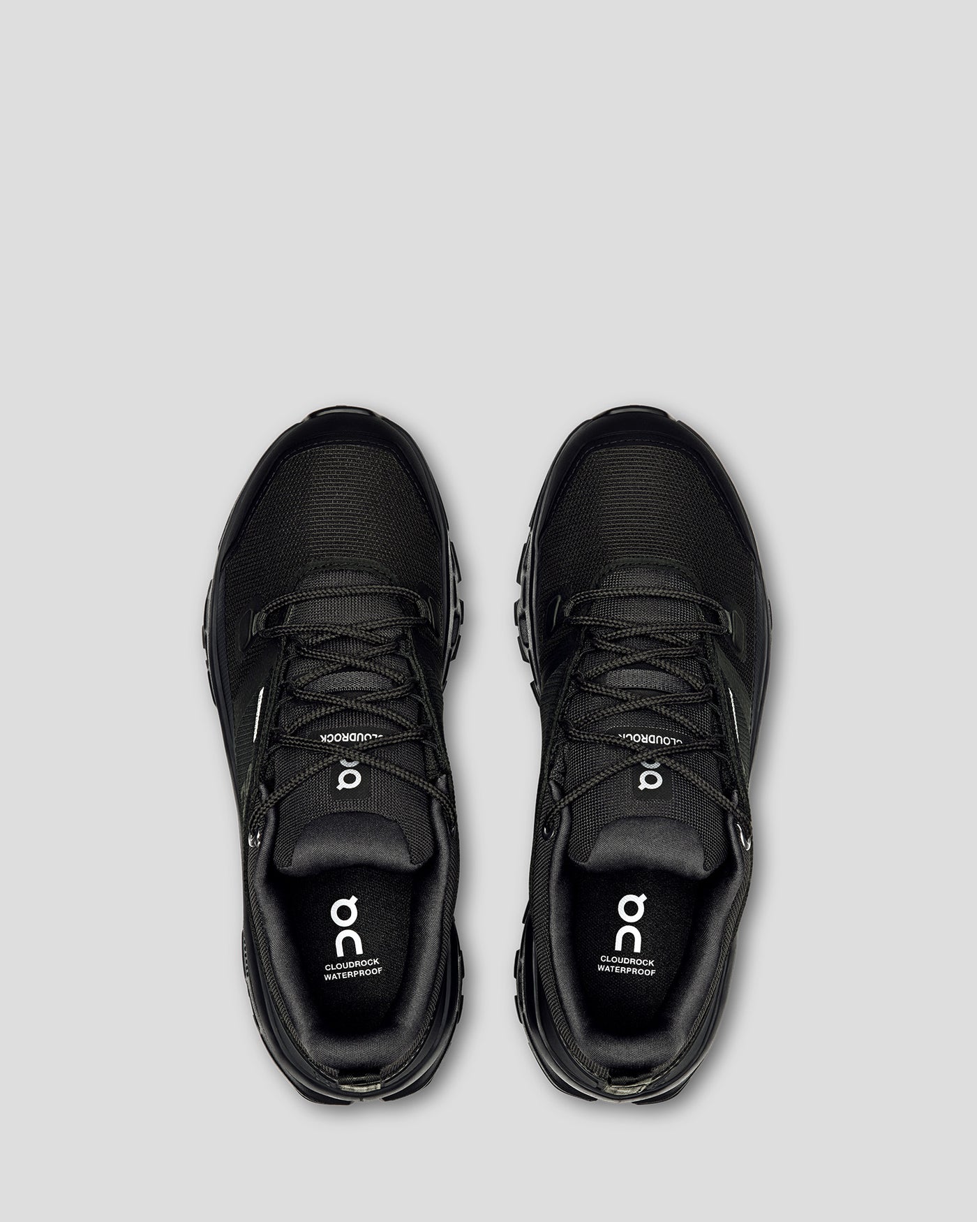 b1700_891_on_running_cloudrock_low_wp_wome_d_1743628823000