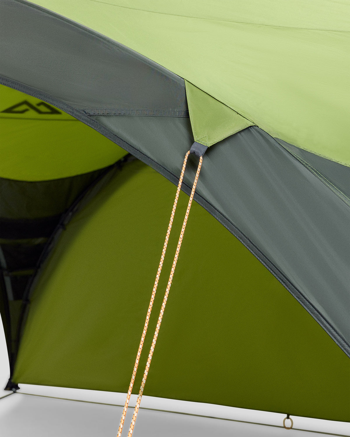 b1966_otz_roamer_dayroom_shelter_b_2000x2500_9ccac2e_1759966500000