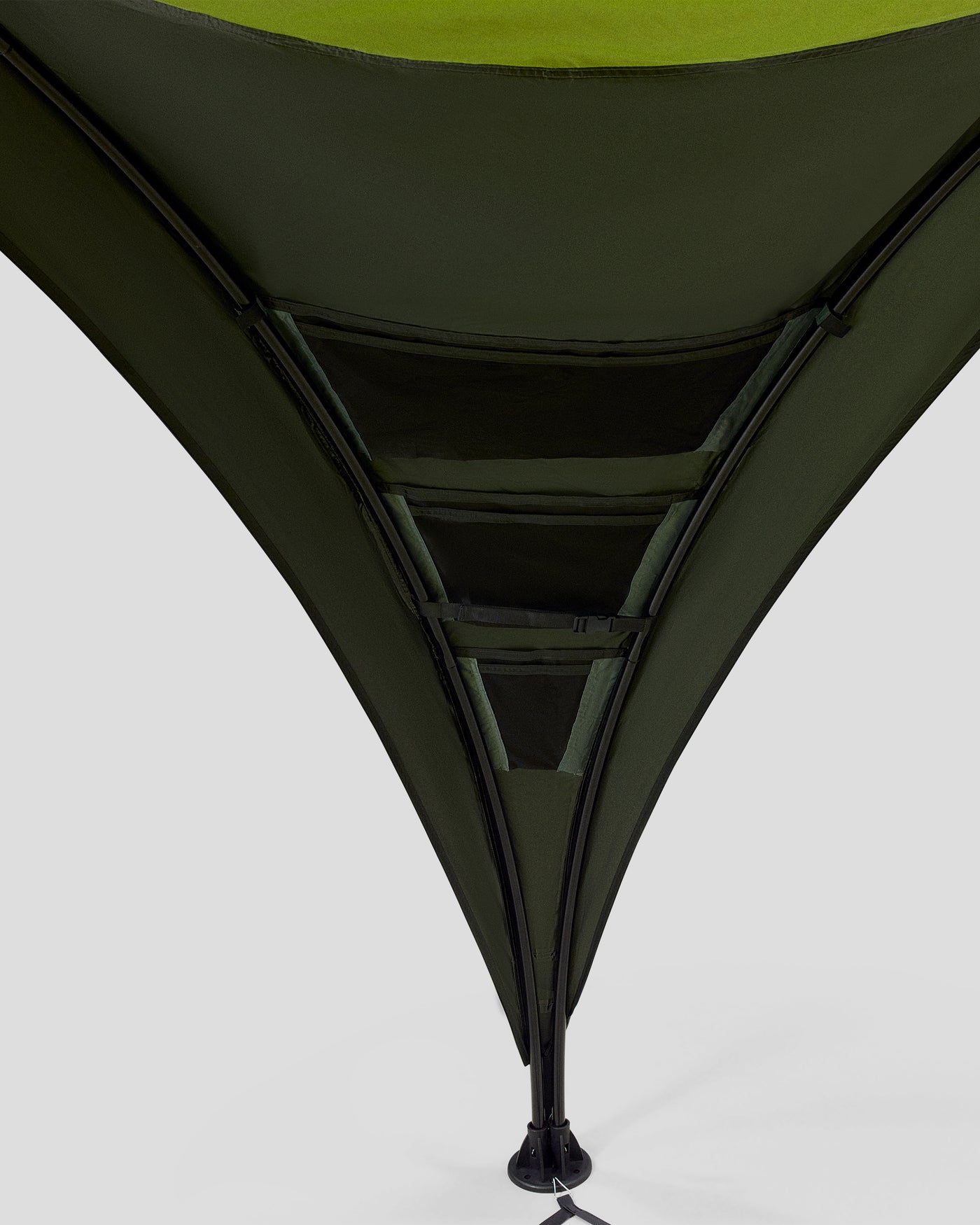 b1966_otz_roamer_dayroom_shelter_d_2000x2500_9ccac2e_1759966499000