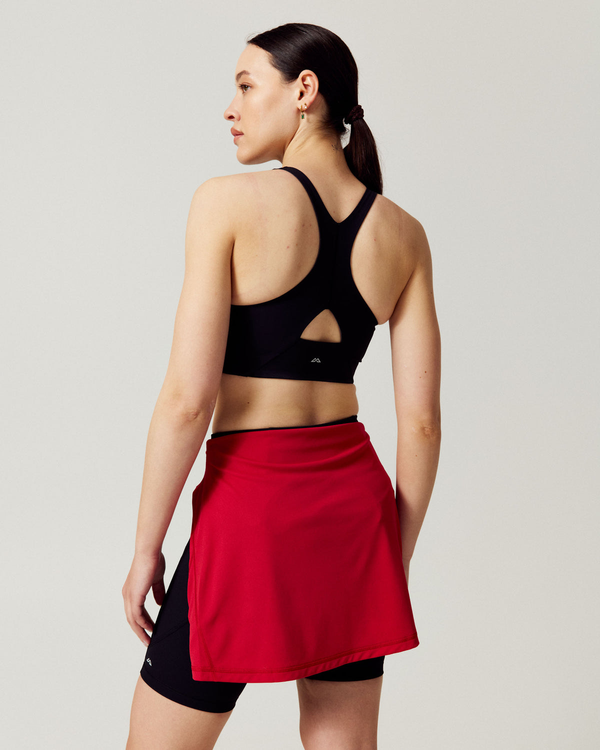 b2019_o4w_womens_seeker_sports_bra_d_1790025574000