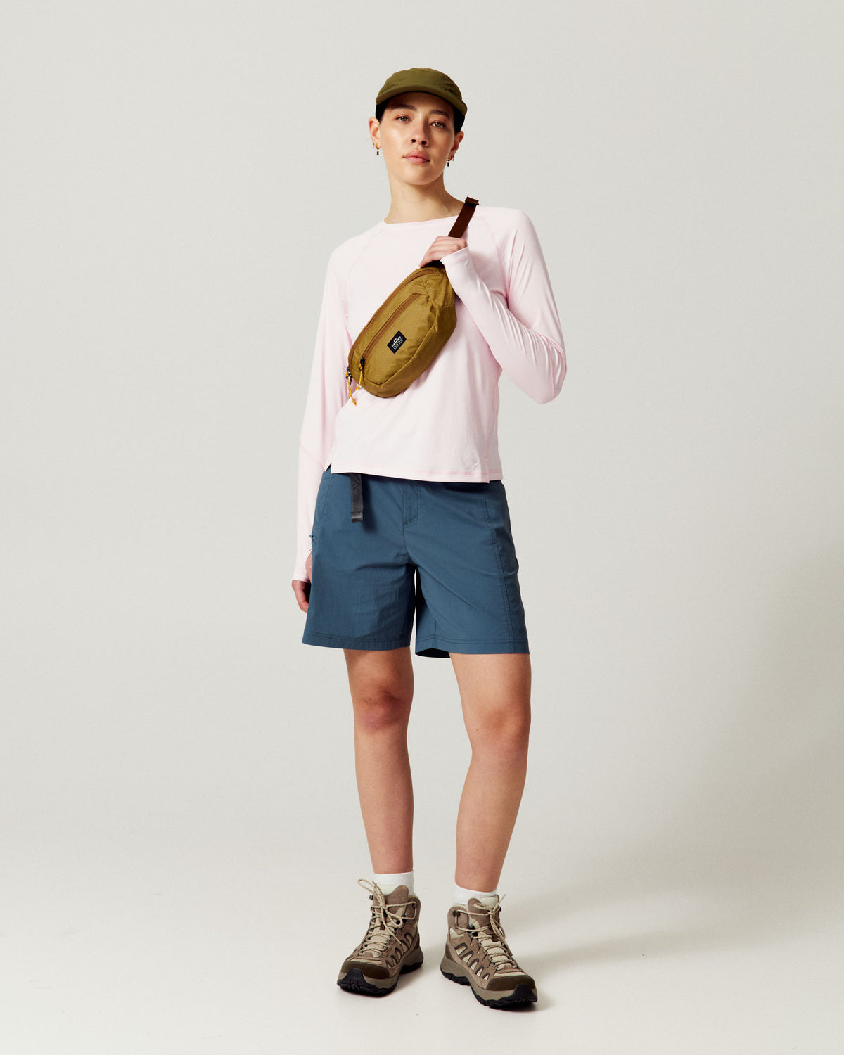b2022_oyx_Wmns_sun_stopper_lt_long_sleeve_top_v2_b_1790025575000